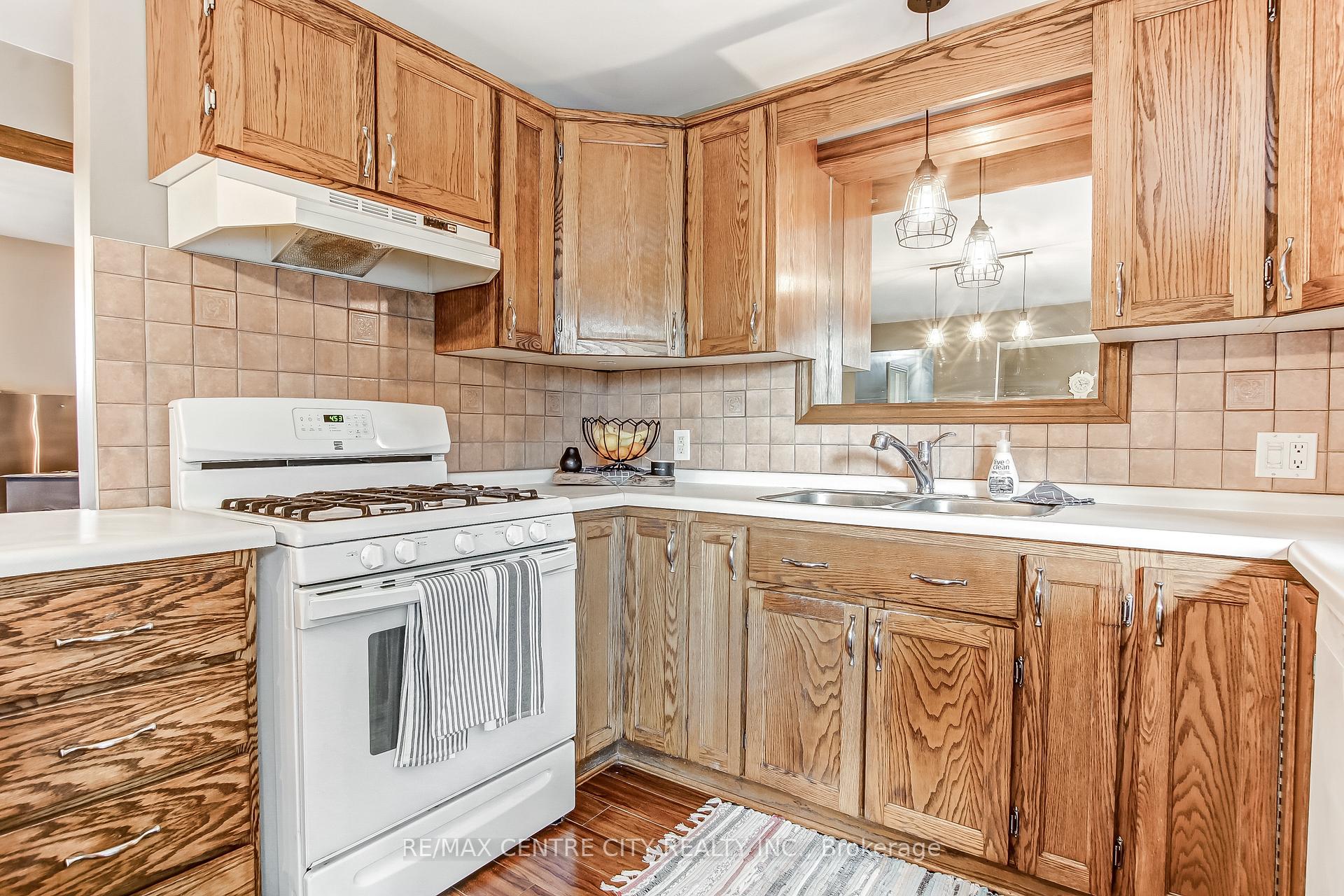 Photo 11 of 42508 Truman Line, Central Elgin, Rural Central Elgin — HOMEH