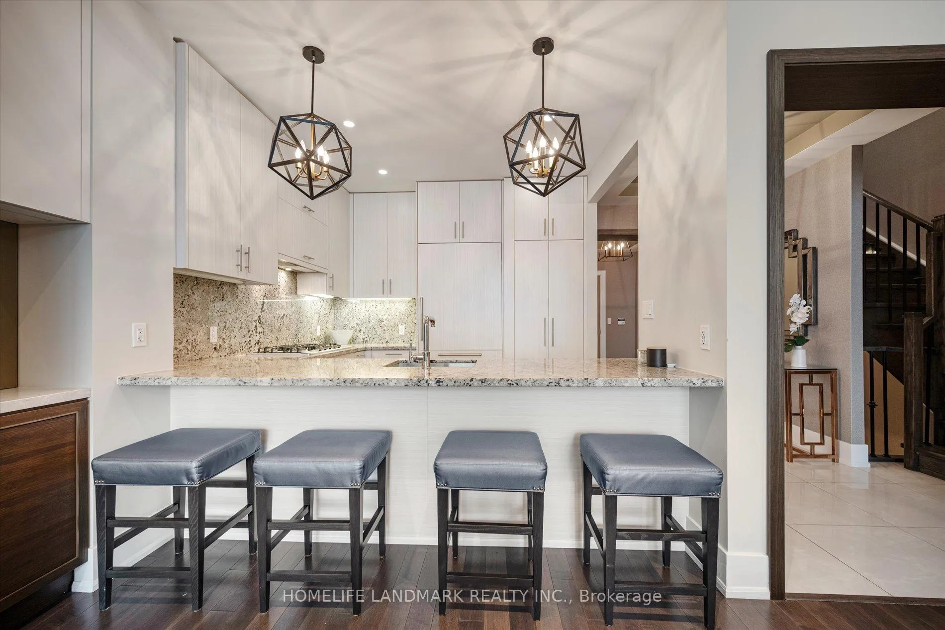 Photo 10 of Unit TH102, 29 Queens Quay E, Toronto, Waterfront Communities — HOMEH