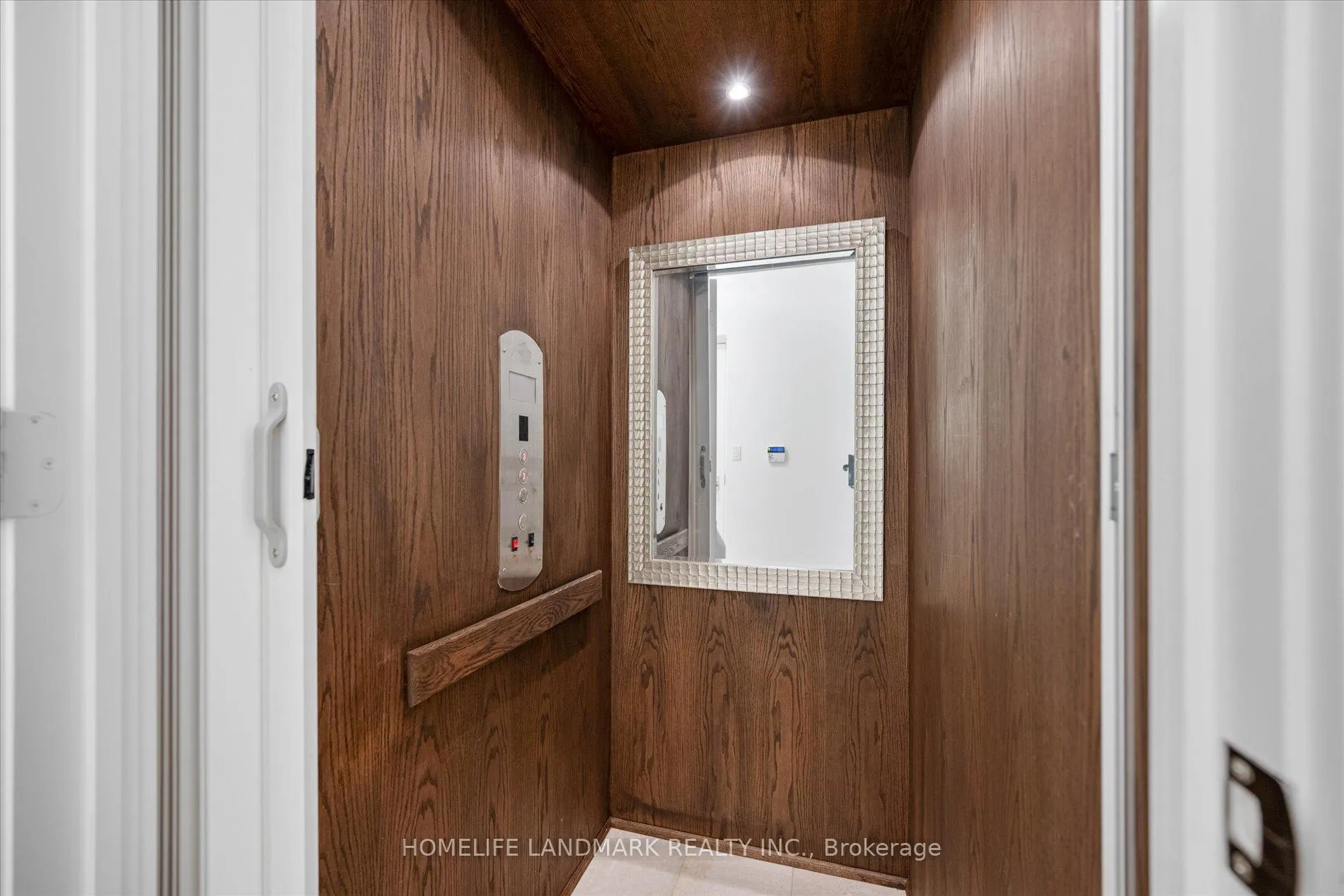 Photo 19 of Unit TH102, 29 Queens Quay E, Toronto, Waterfront Communities — HOMEH