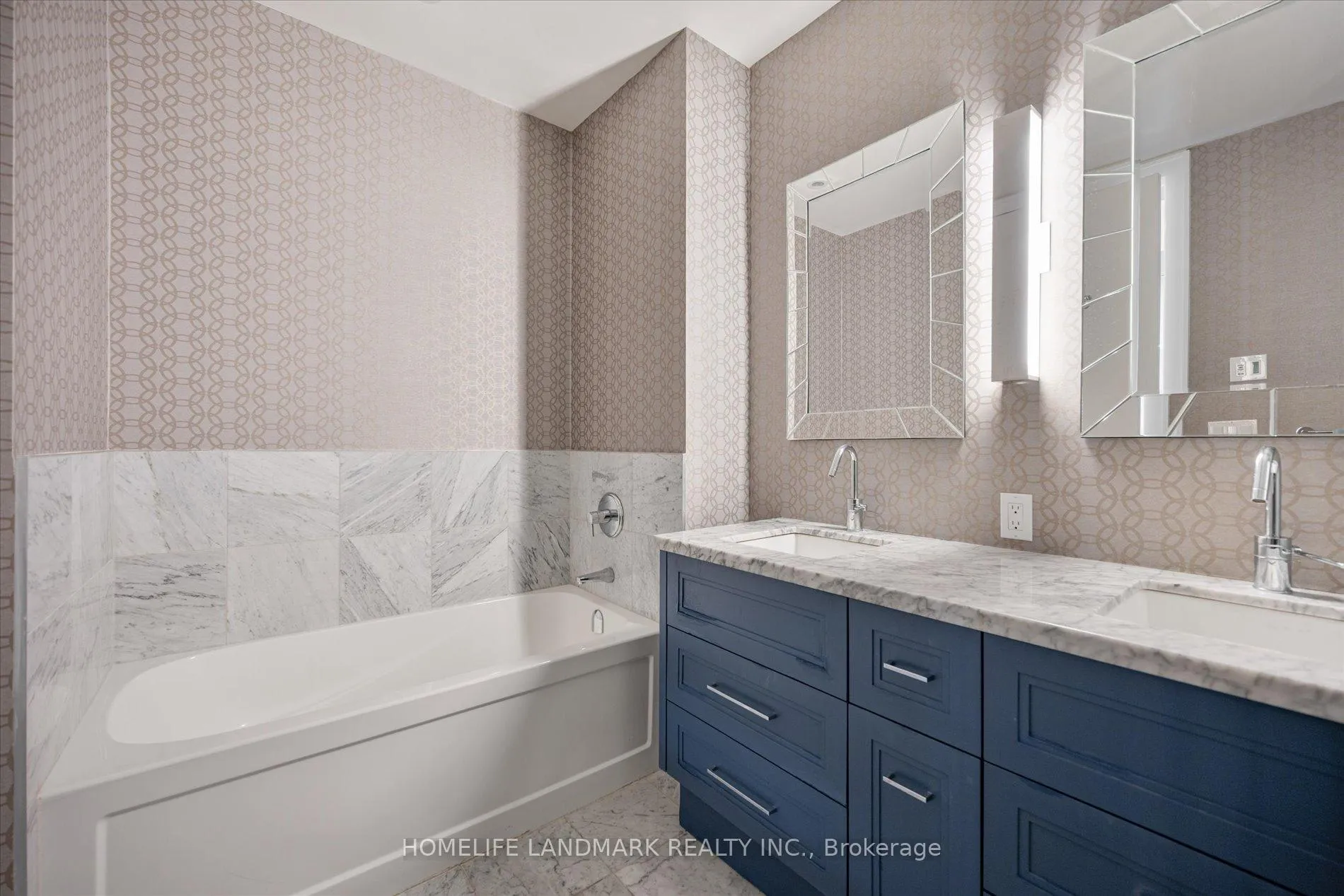 Photo 26 of Unit TH102, 29 Queens Quay E, Toronto, Waterfront Communities — HOMEH