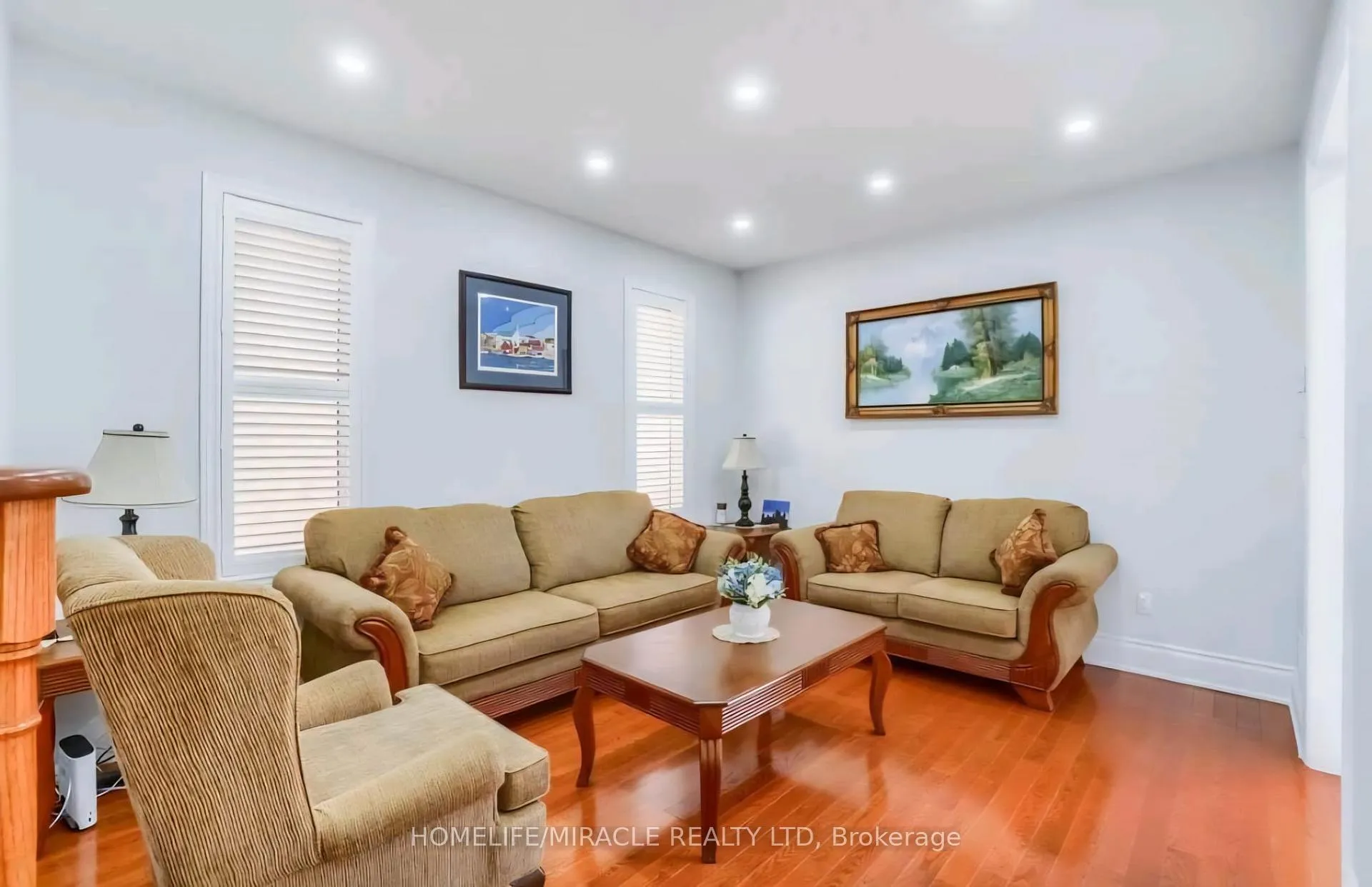 Photo 5 of 98 Speedwell Street, Brampton, Credit Valley — HOMEH