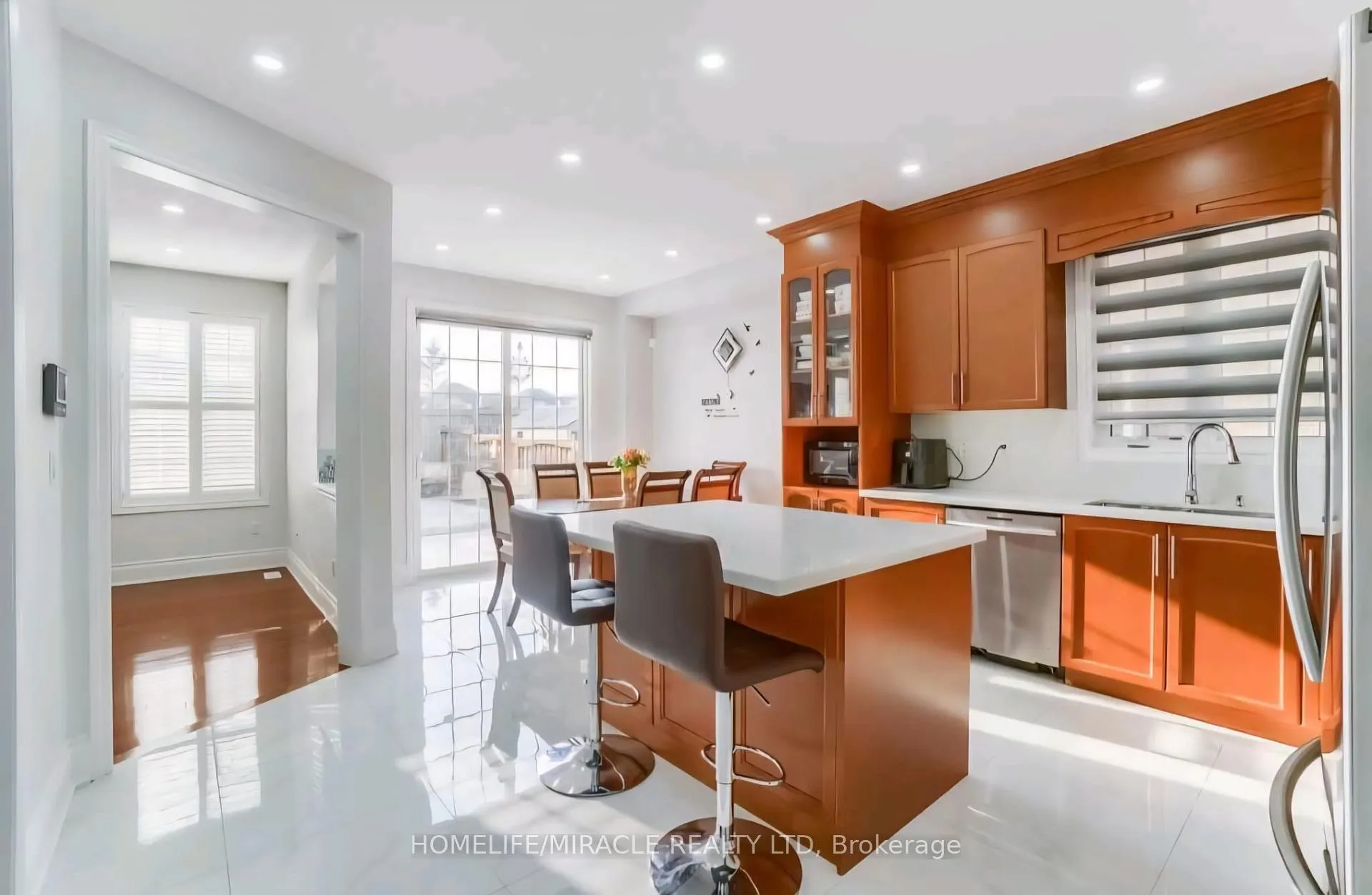 Photo 9 of 98 Speedwell Street, Brampton, Credit Valley — HOMEH