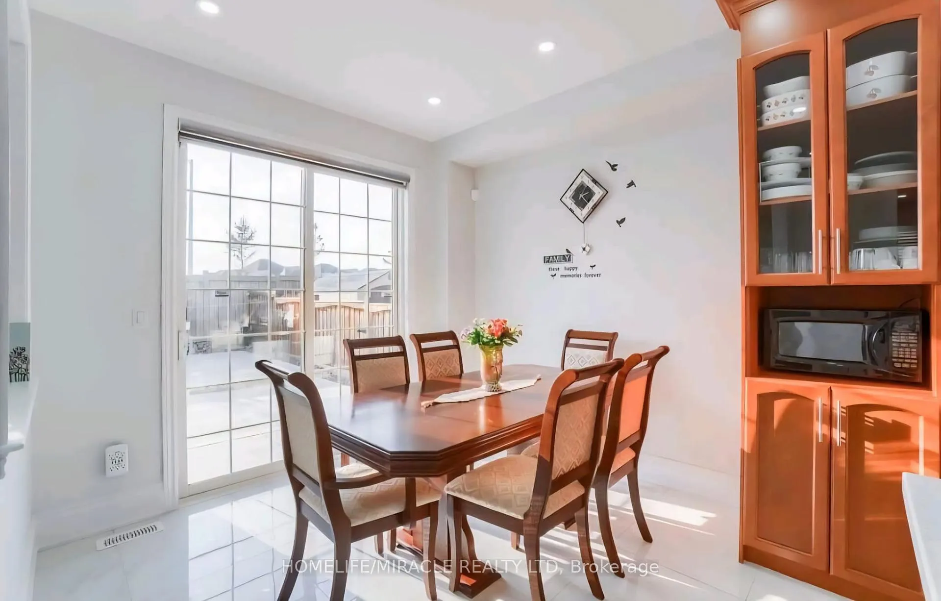 Photo 14 of 98 Speedwell Street, Brampton, Credit Valley — HOMEH