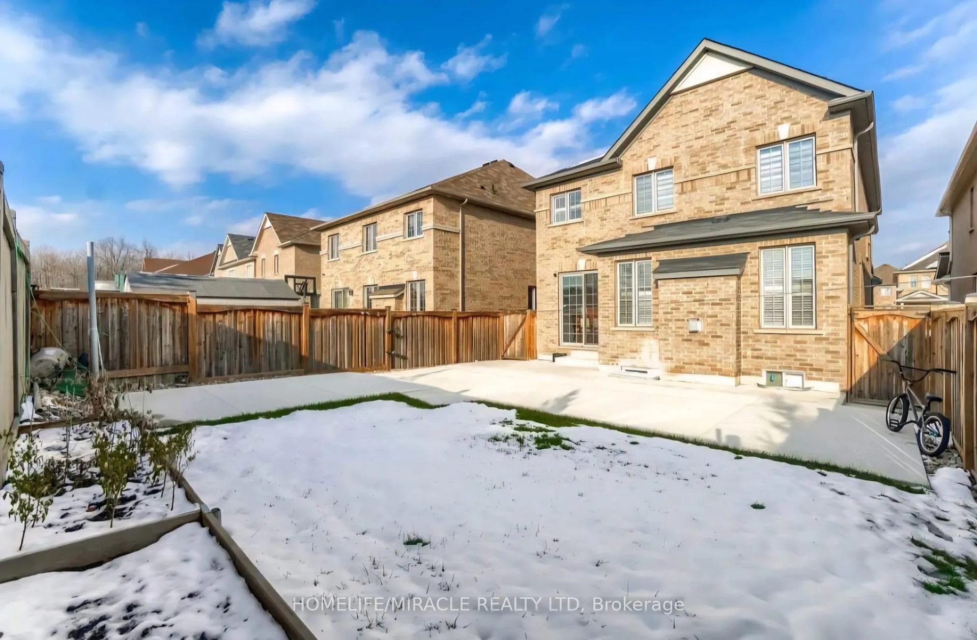 Photo 17 of 98 Speedwell Street, Brampton, Credit Valley — HOMEH