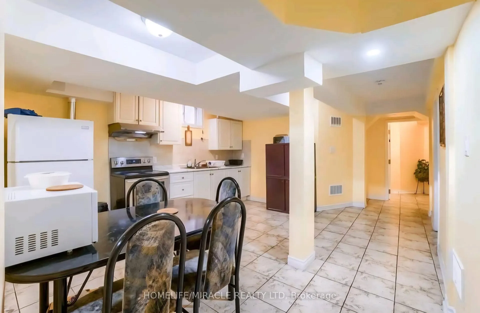 Photo 36 of 98 Speedwell Street, Brampton, Credit Valley — HOMEH