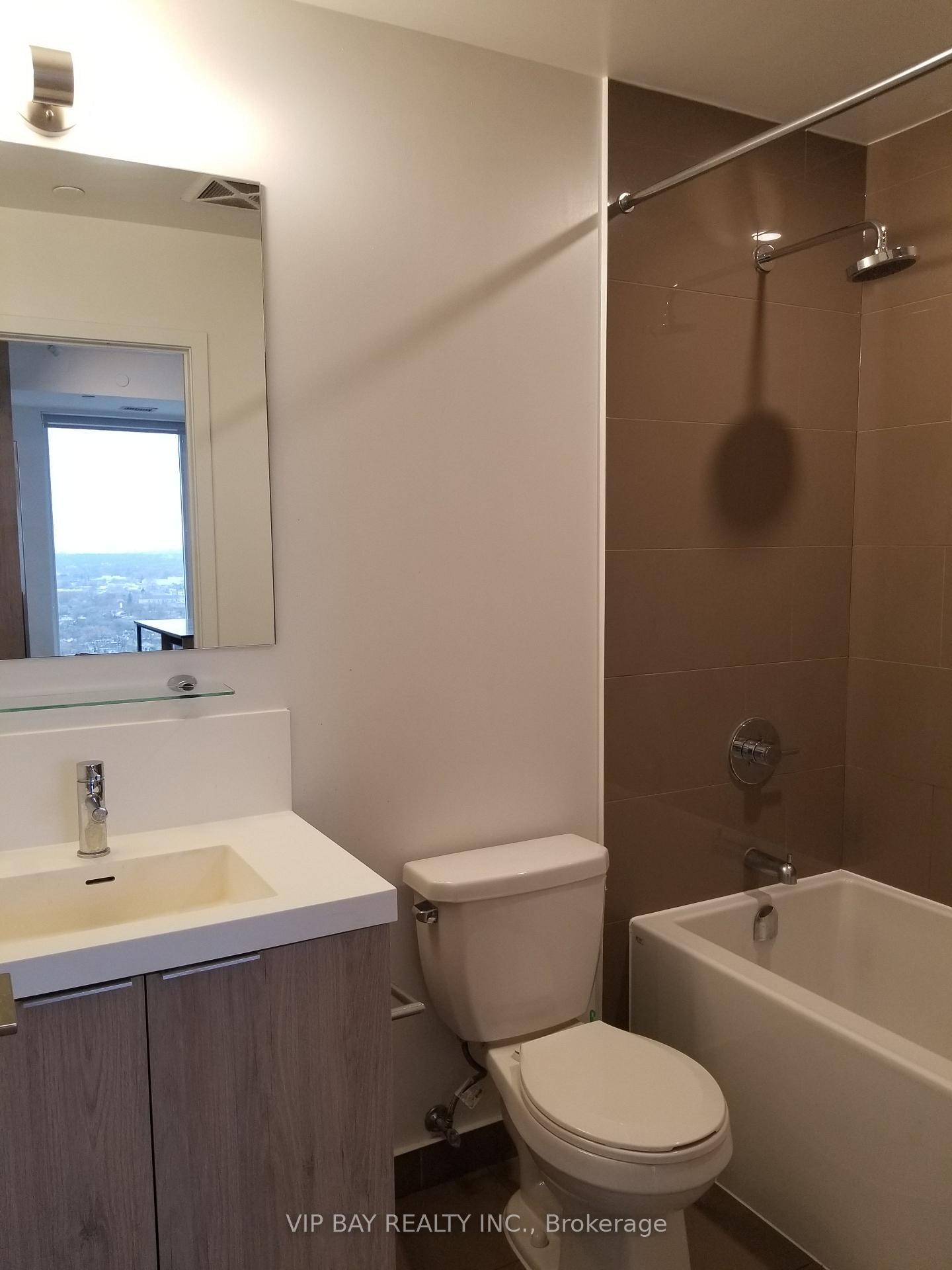 Photo 6 of Unit 2211, 225 Sumach Street, Toronto, Regent Park — HOMEH