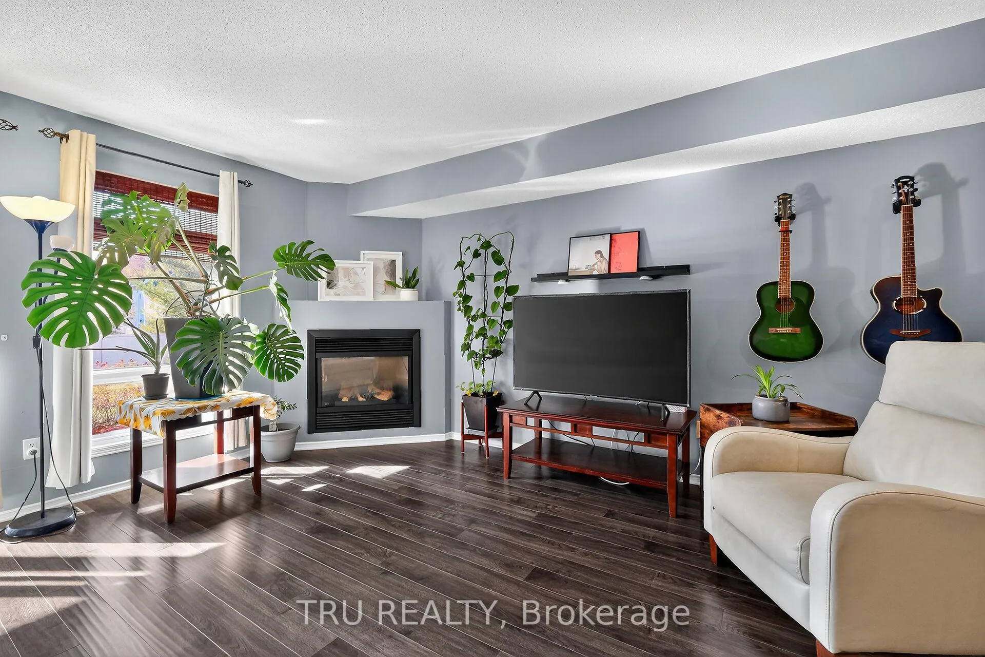 Photo 24 of 320 Cresthaven Drive, Ottawa, Barrhaven East — HOMEH