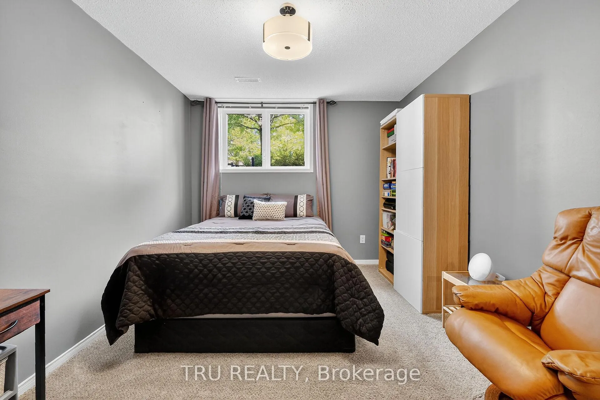 Photo 32 of 320 Cresthaven Drive, Ottawa, Barrhaven East — HOMEH