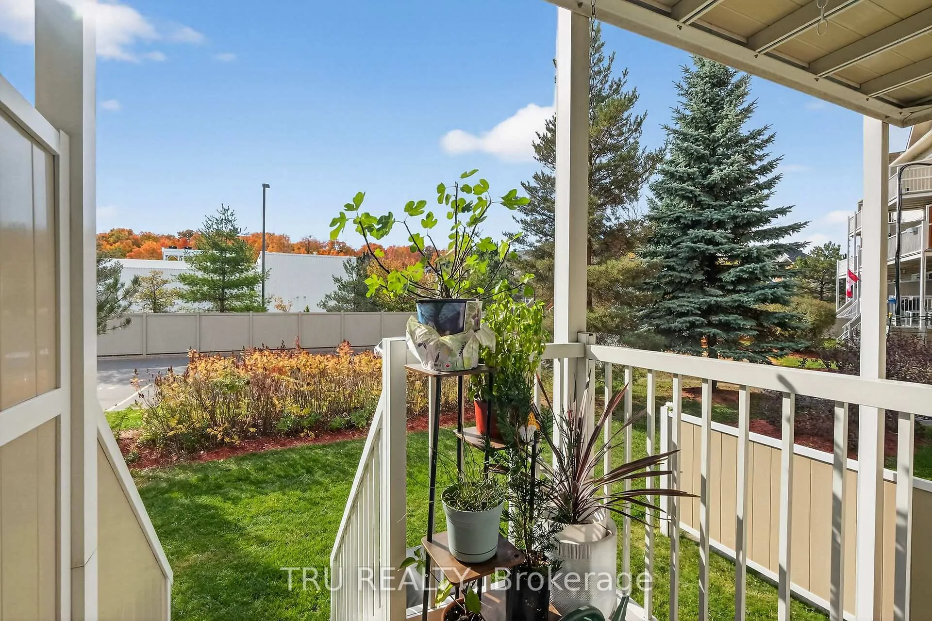 Photo 50 of 320 Cresthaven Drive, Ottawa, Barrhaven East — HOMEH