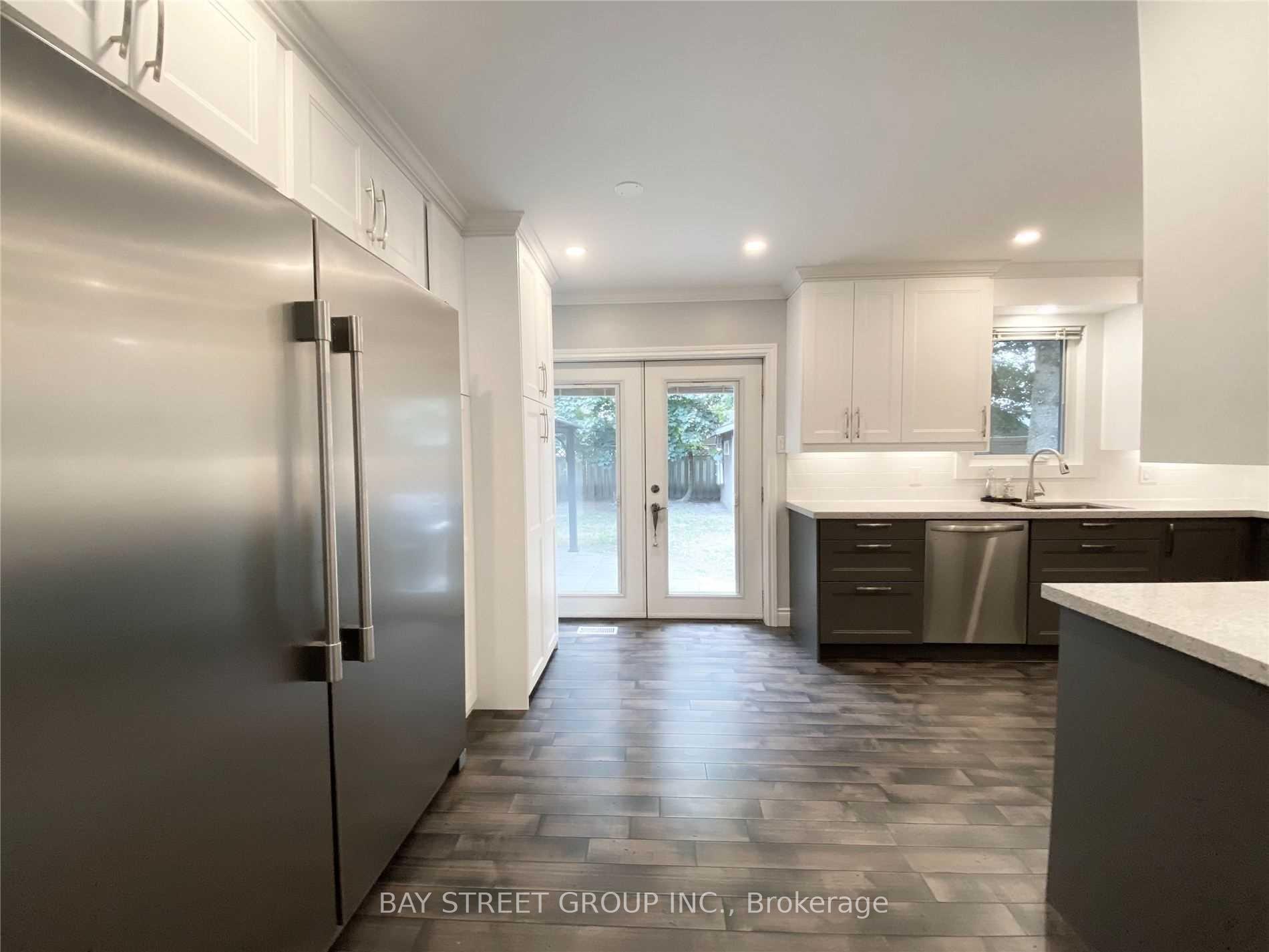 Photo 9 of Unit Upper, 86 Browning Trail, Barrie, Letitia Heights — HOMEH