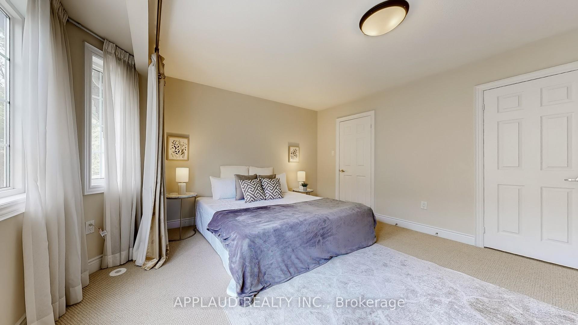 Photo 19 of 75 Legends Way, Markham, Unionville — HOMEH
