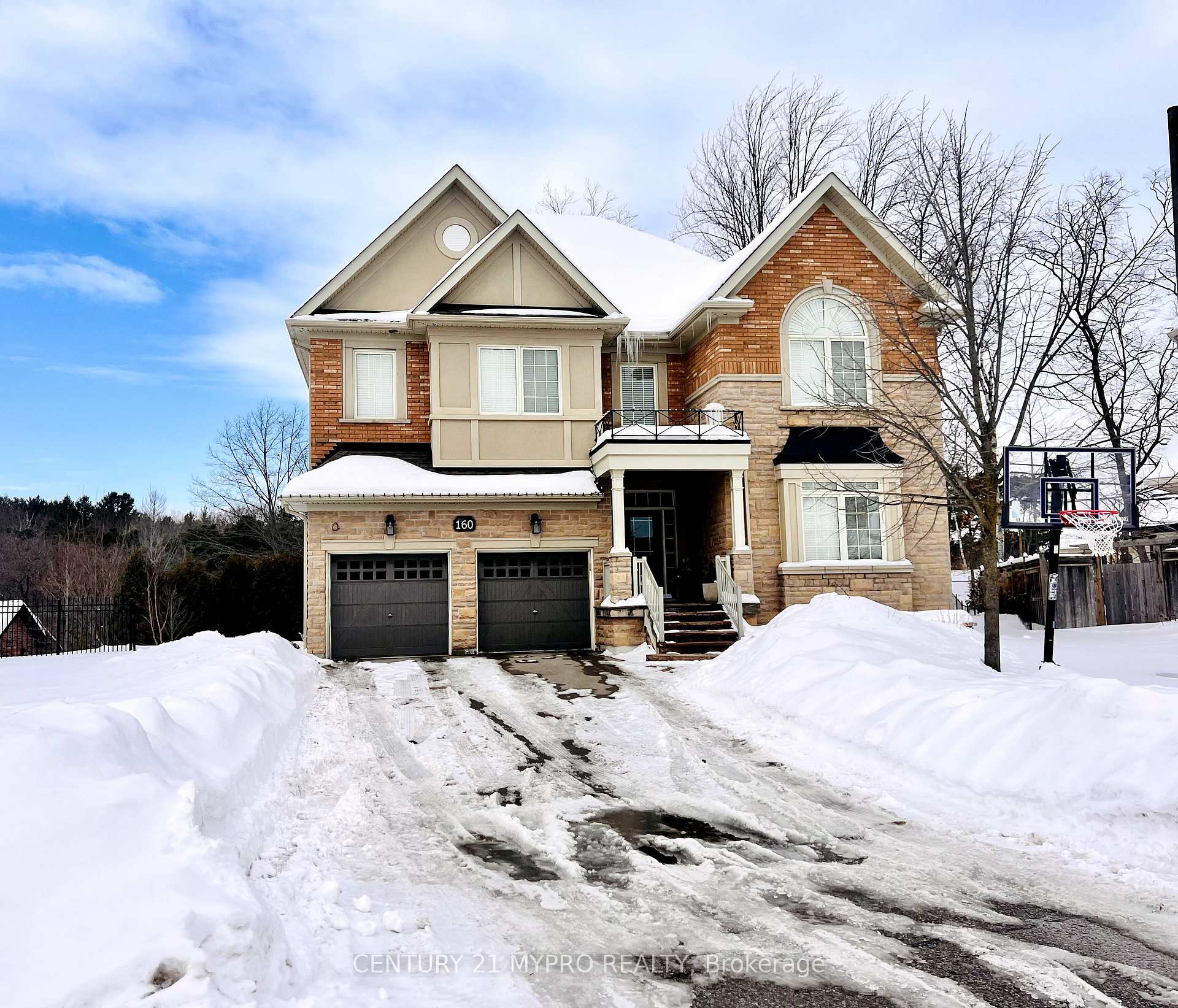 Front of 160 Championship Circle Place