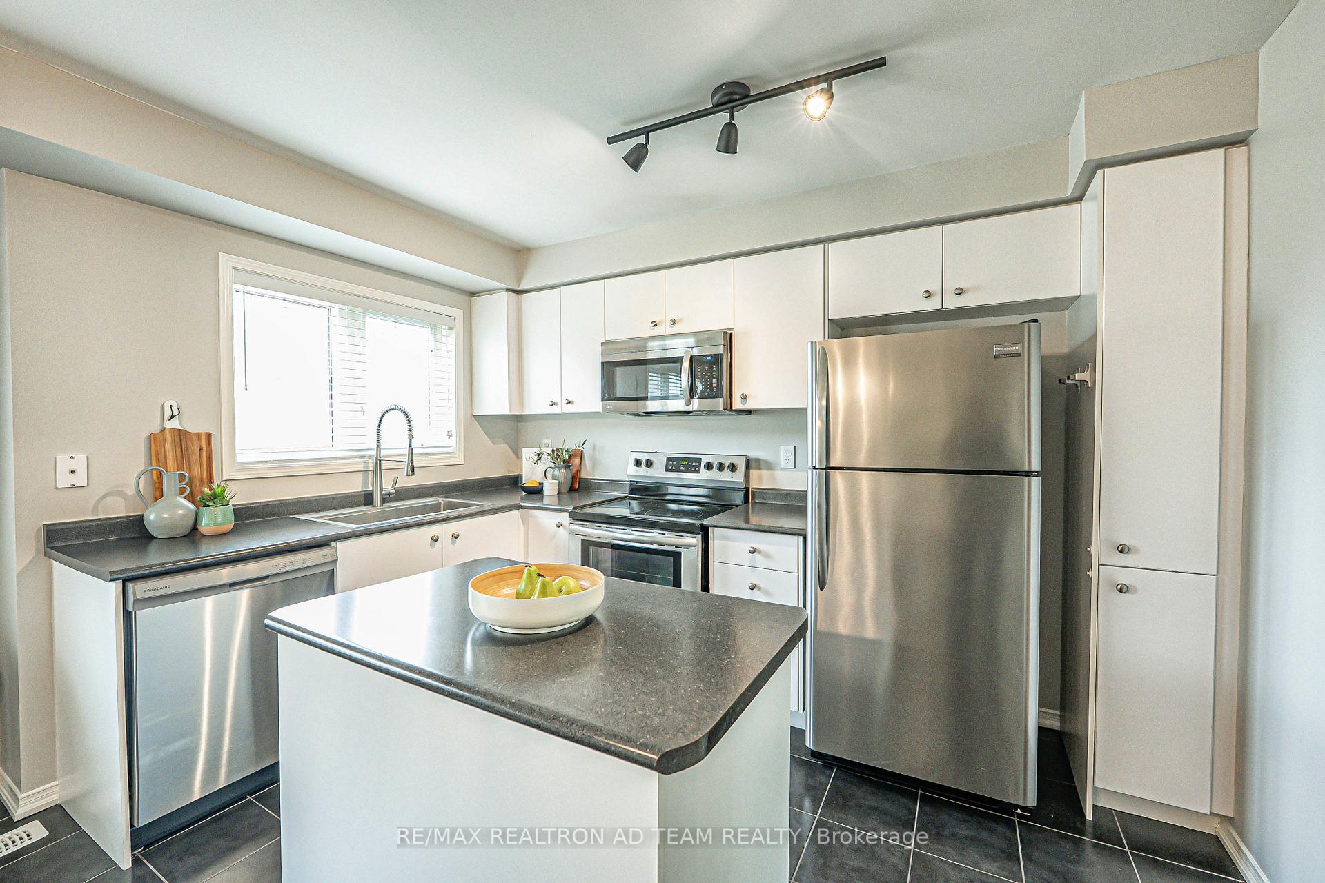Photo 19 of 56 Barnham Street, Ajax, Central East — HOMEH