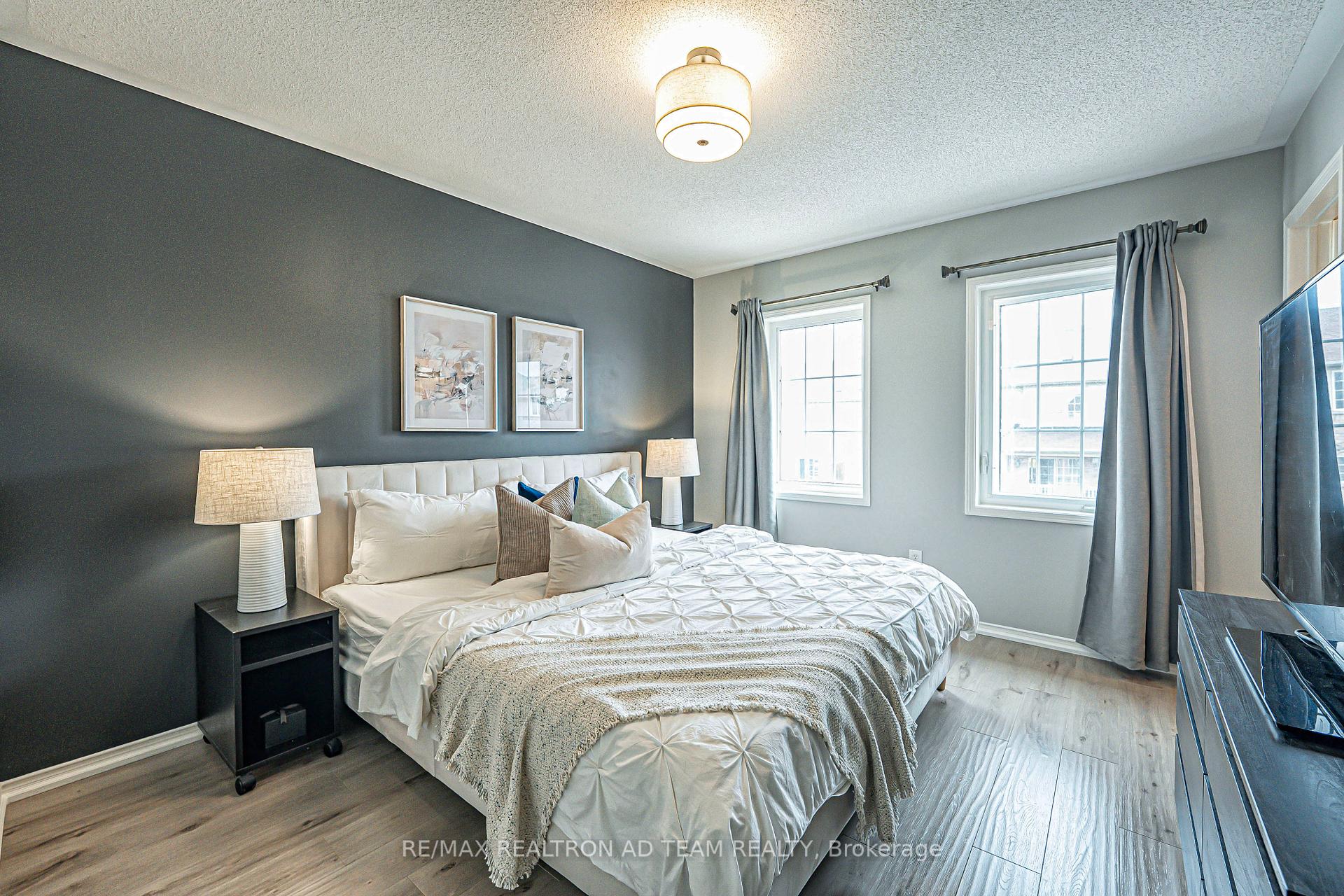 Photo 23 of 56 Barnham Street, Ajax, Central East — HOMEH