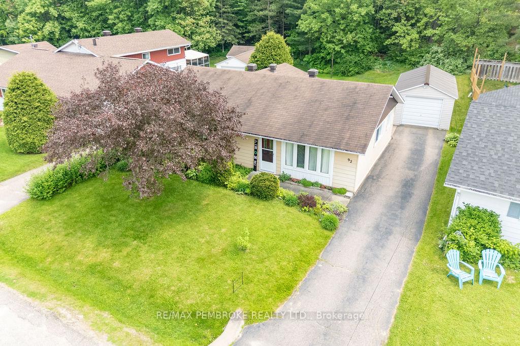 Photo 5 of 92 Glendale Avenue, Deep River — HOMEH