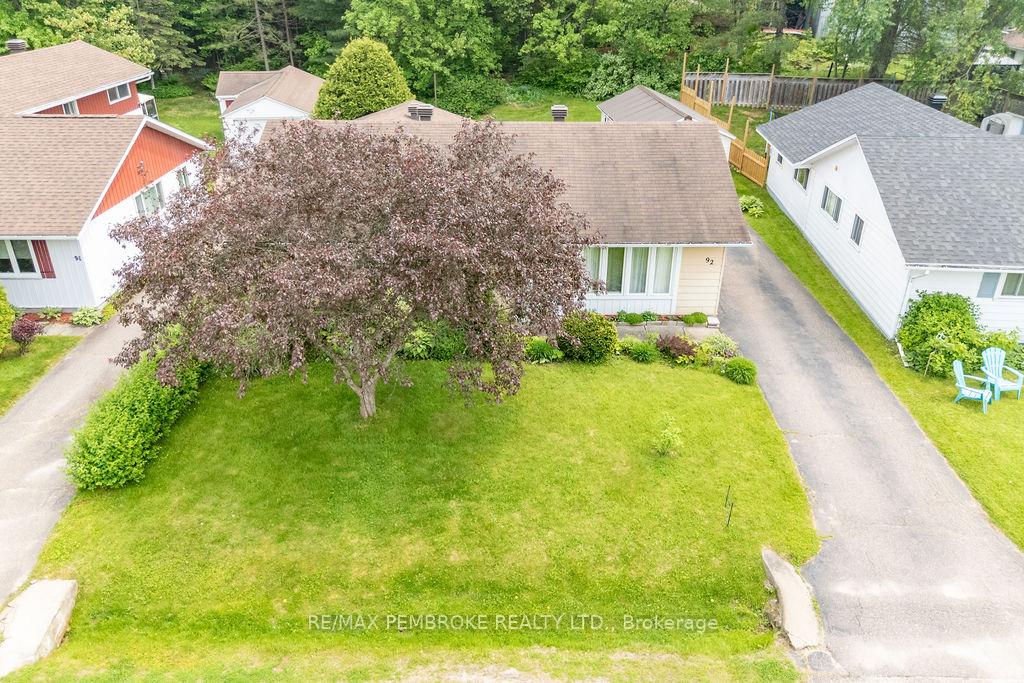 Photo 10 of 92 Glendale Avenue, Deep River — HOMEH