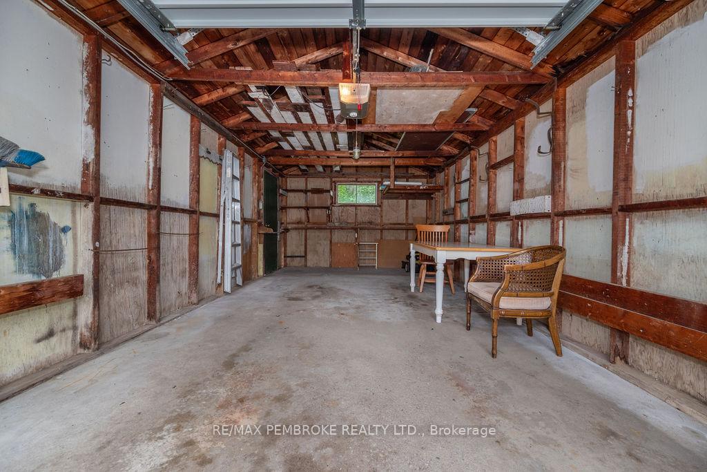 Photo 12 of 92 Glendale Avenue, Deep River — HOMEH