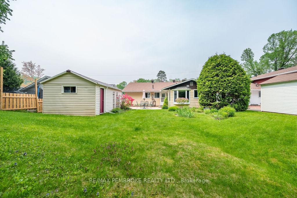 Photo 18 of 92 Glendale Avenue, Deep River — HOMEH