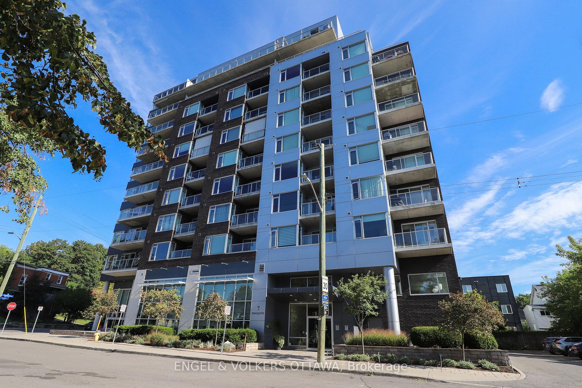 Front of Unit 813, 7 Marquette Avenue