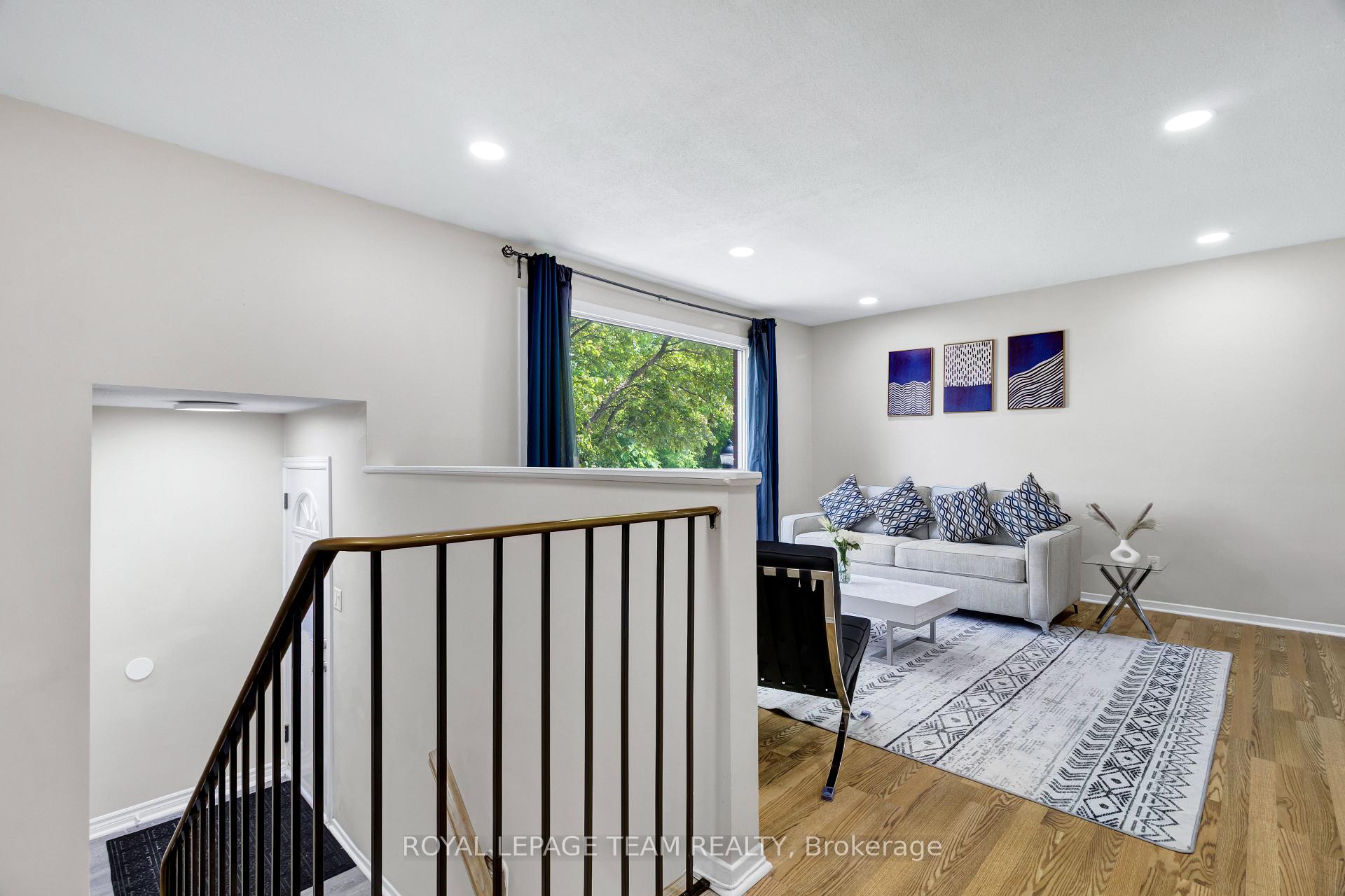 Photo 5 of Unit L, 5 Banner Road, Ottawa, Sheahan Estates/Trend Village — HOMEH