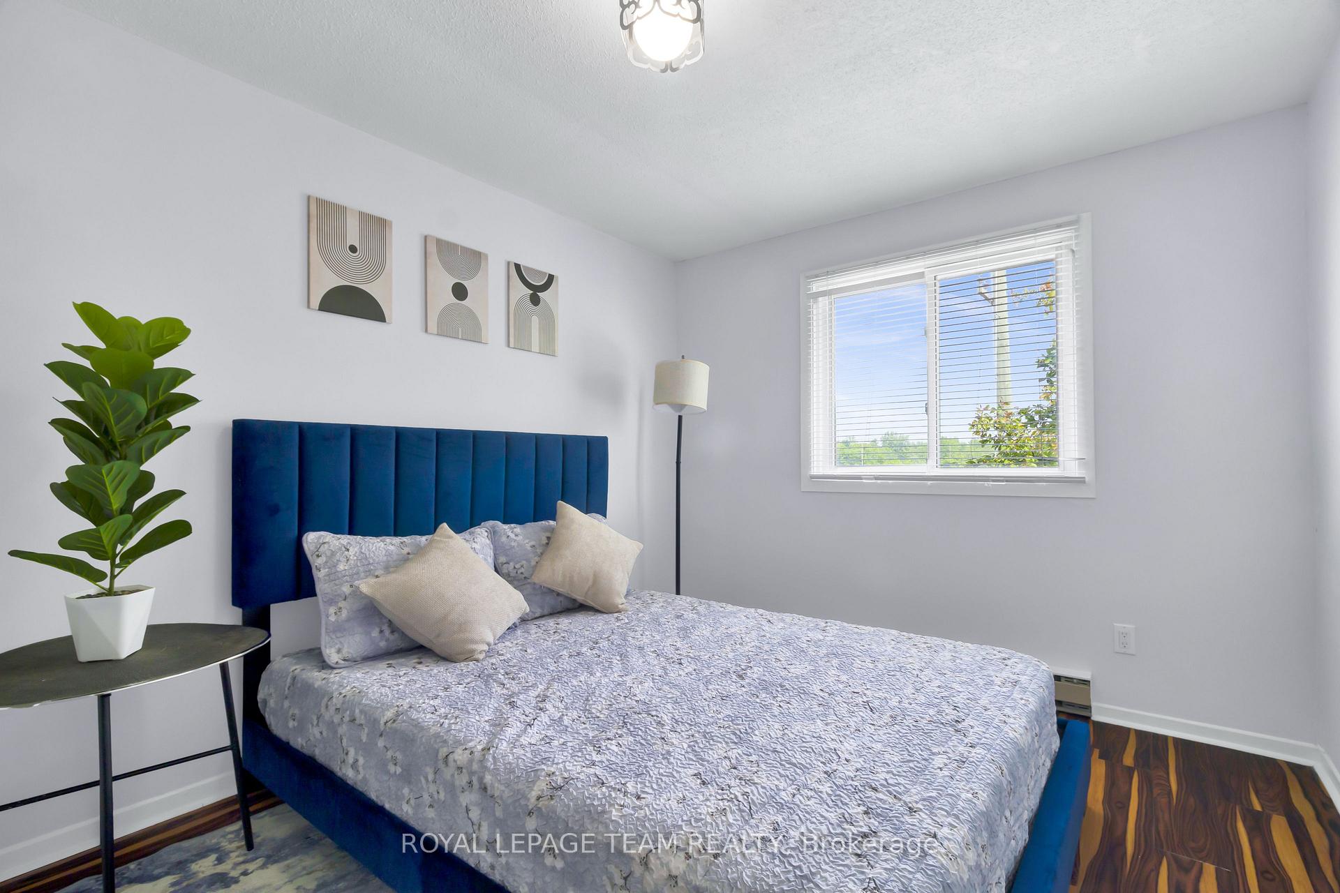 Photo 17 of Unit L, 5 Banner Road, Ottawa, Sheahan Estates/Trend Village — HOMEH