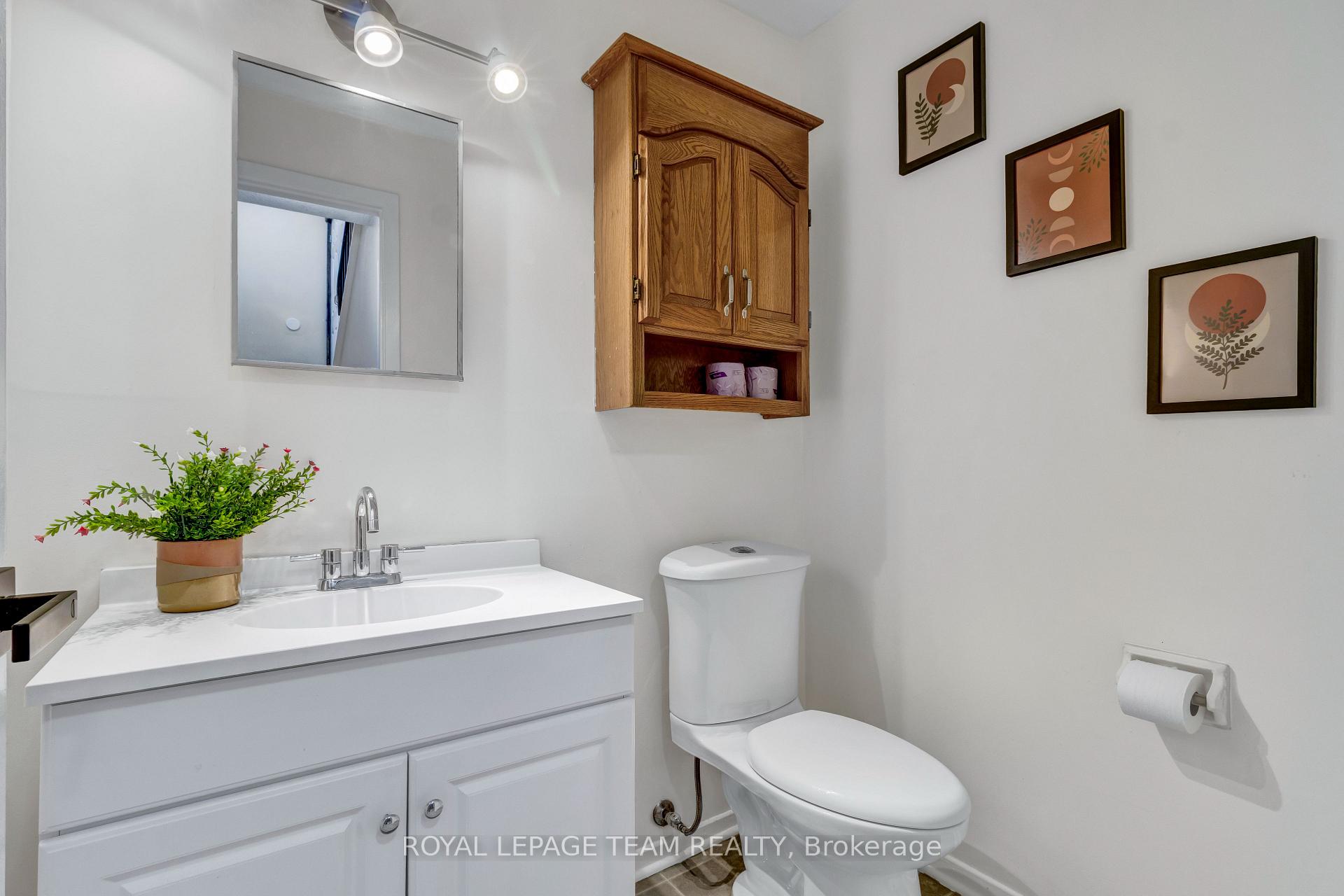 Photo 20 of Unit L, 5 Banner Road, Ottawa, Sheahan Estates/Trend Village — HOMEH