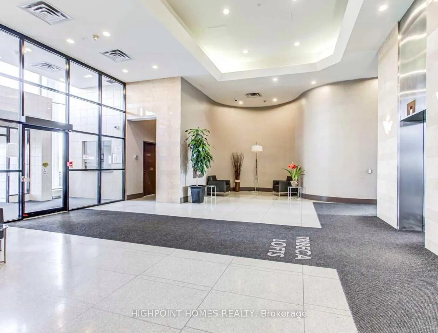 Front of Unit 909, 797 Don Mills Road