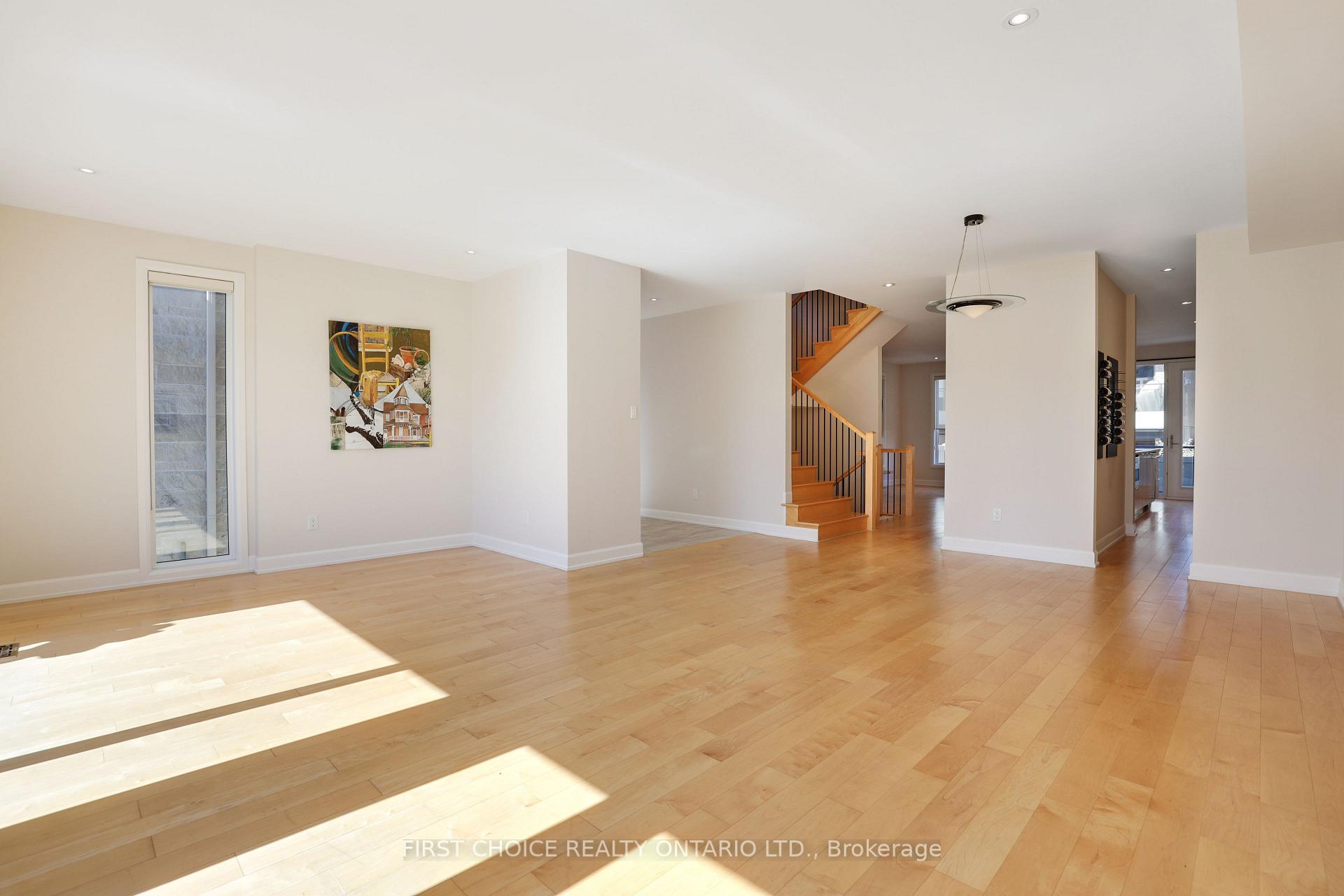 Photo 6 of 127 Clegg Street, Ottawa, Ottawa East — HOMEH