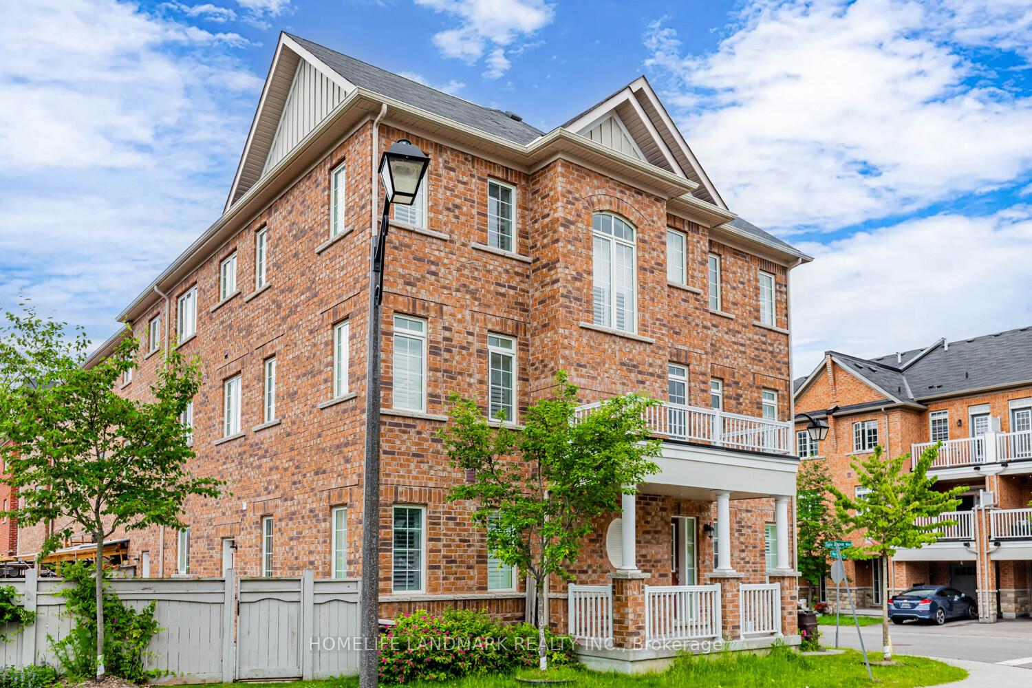 Photo 3 of 29 Spiv Grove Way, Markham, Greensborough — HOMEH