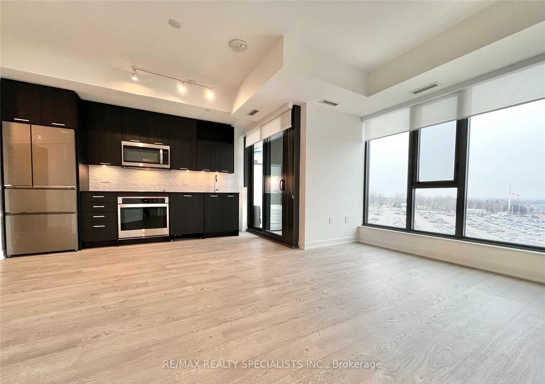 Photo 1 of Unit 301, 120 Eagle Rock Way, Vaughan, Rural Vaughan — HOMEH