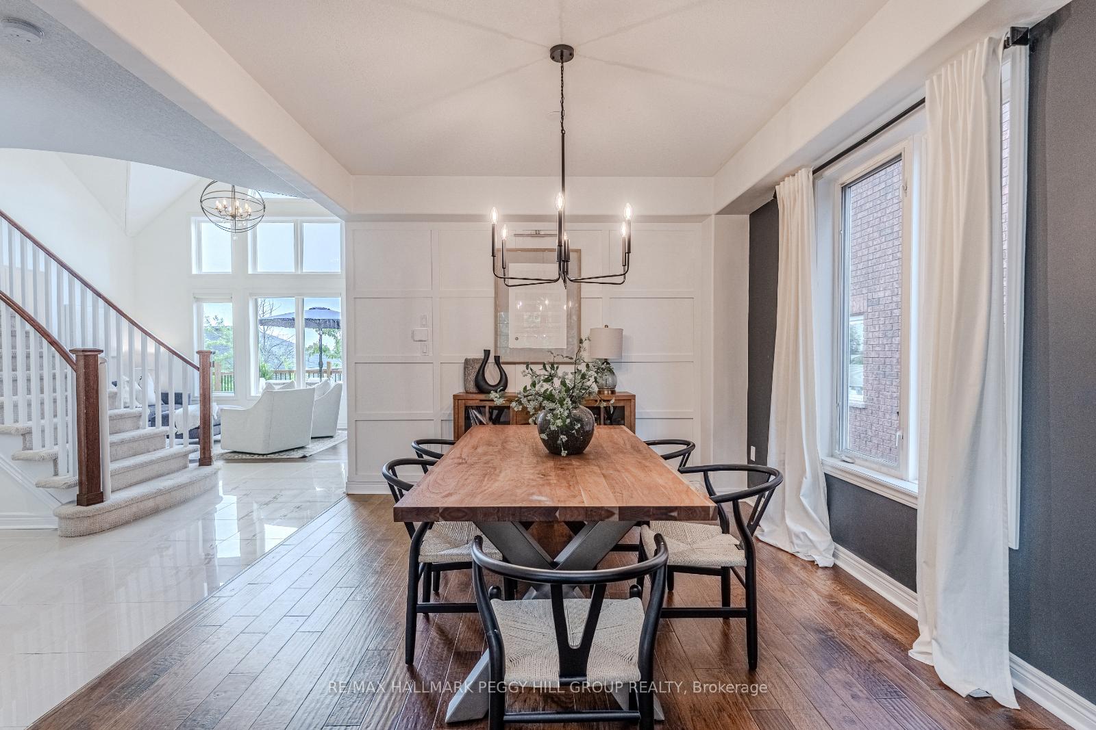Photo 4 of 109 Birkhall Place, Barrie, Innis-Shore — HOMEH