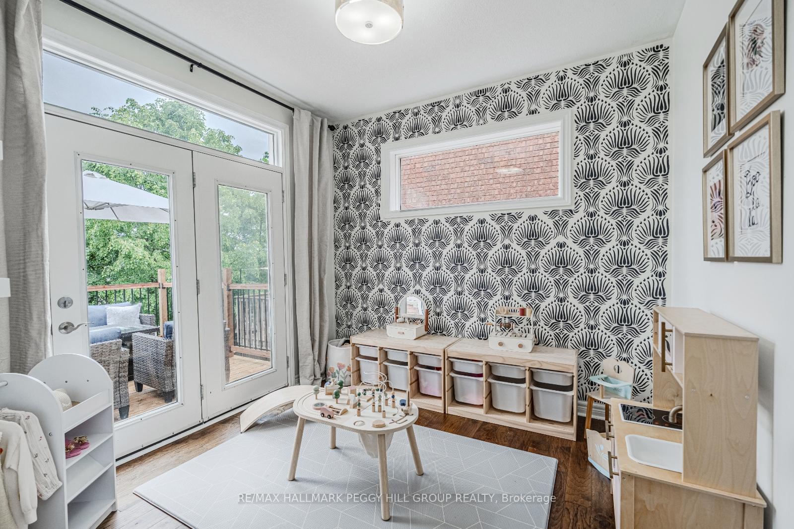 Photo 9 of 109 Birkhall Place, Barrie, Innis-Shore — HOMEH