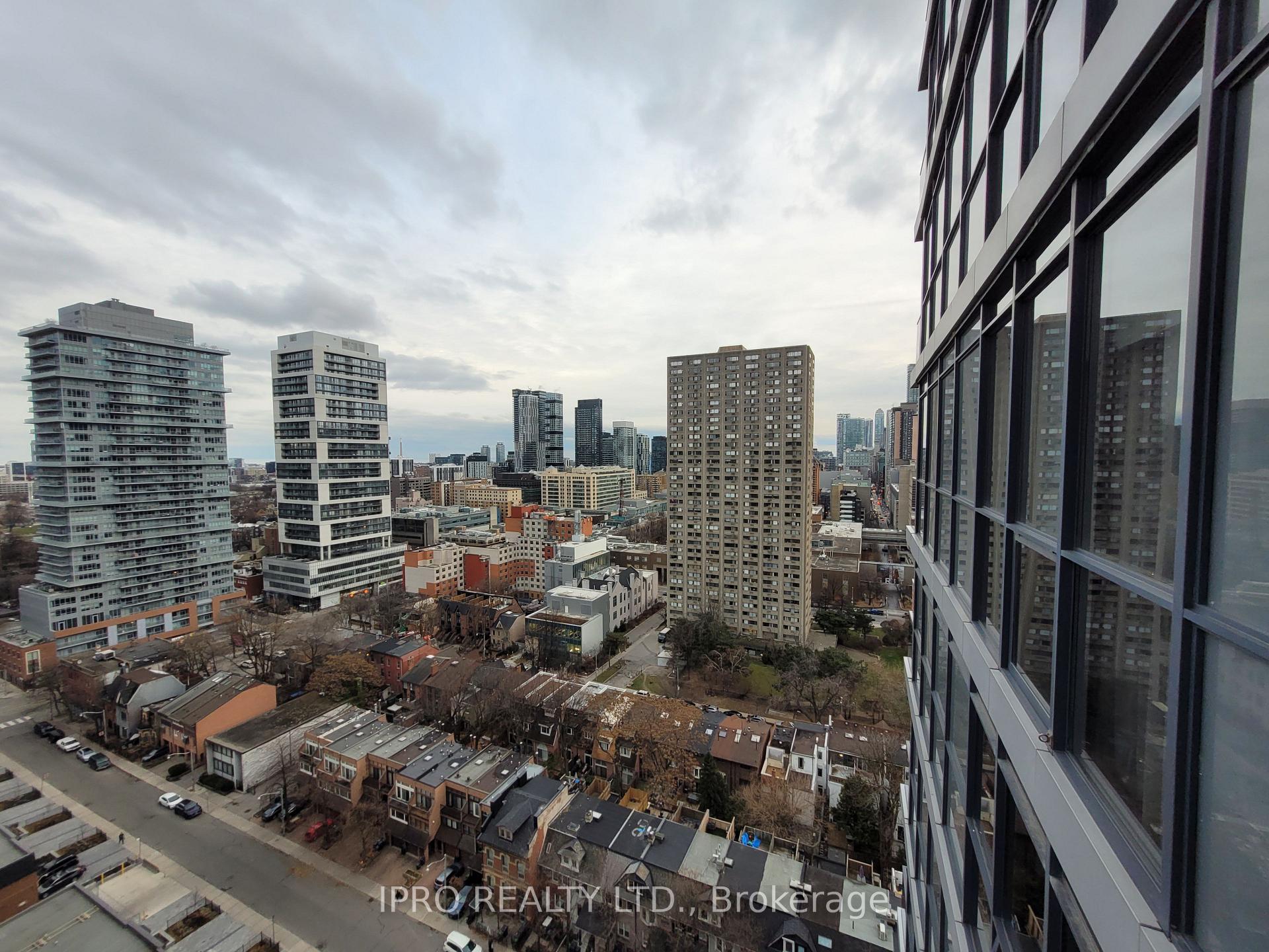 Photo 6 of Unit 2101, 25 Carlton Street, Toronto, Church-Yonge Corridor — HOMEH