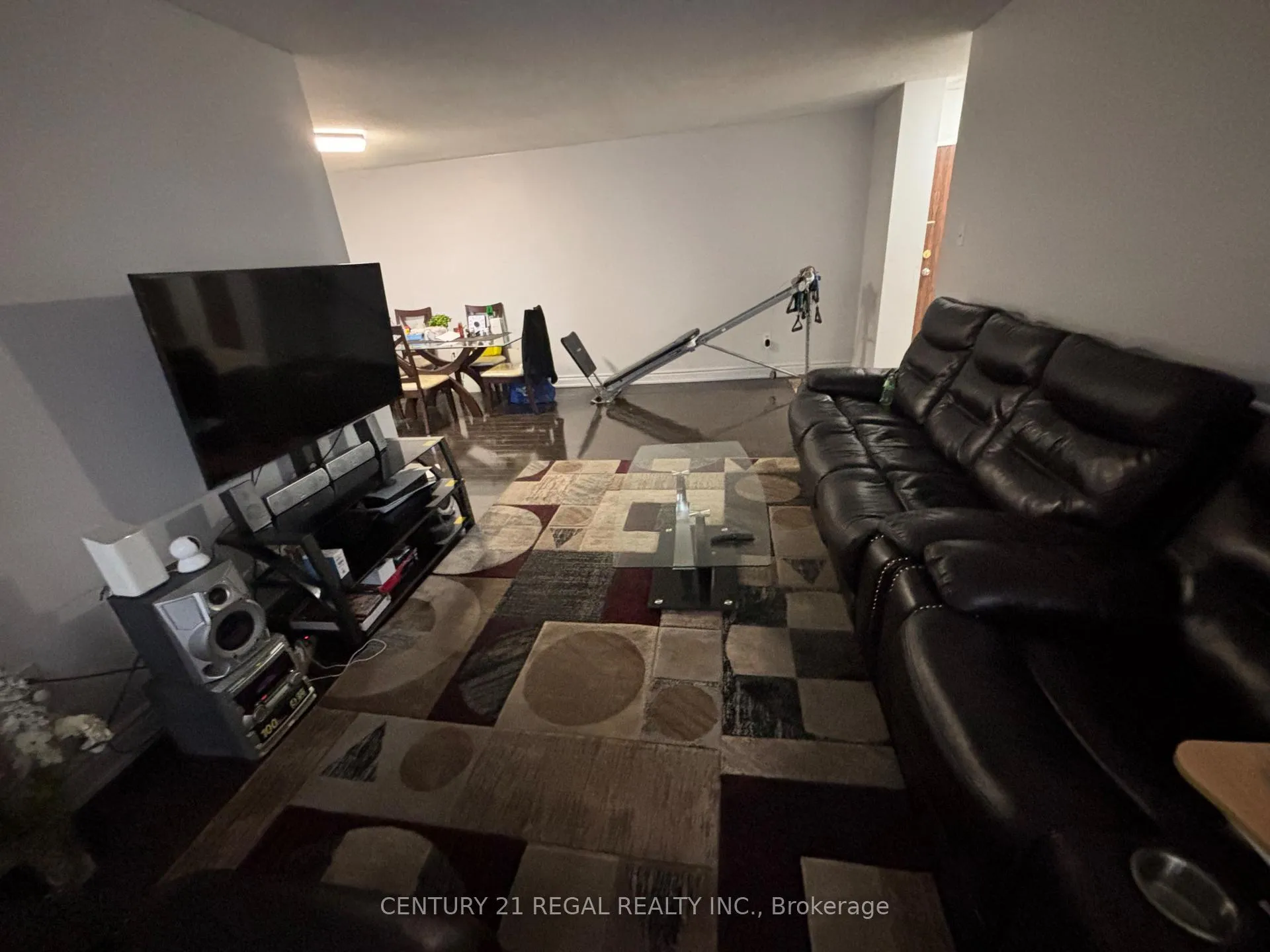 Photo 3 of Unit 106, 21 Knightsbridge Road, Brampton, Queen Street Corridor — HOMEH