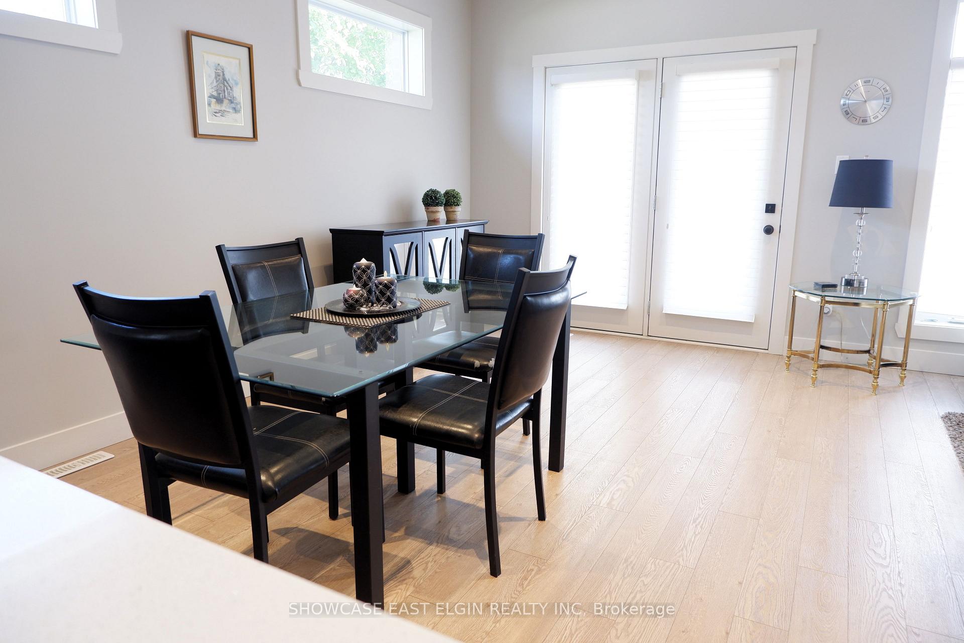 Photo 5 of Unit 18, 132 Robin Ridge Drive, Central Elgin, Belmont — HOMEH