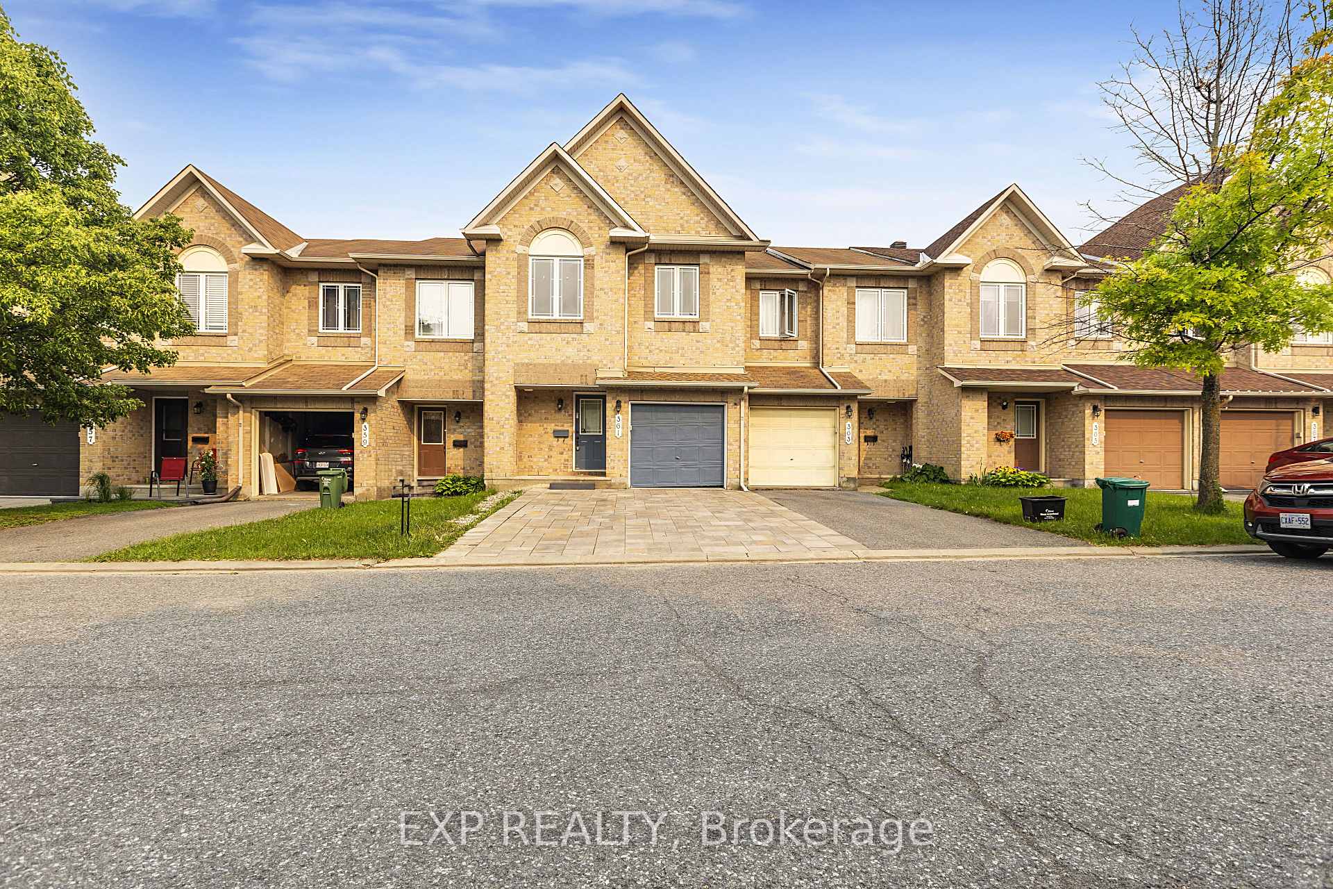 Photo 1 of 361 Bakewell Crescent, Ottawa, Barrhaven - Strandherd — HOMEH