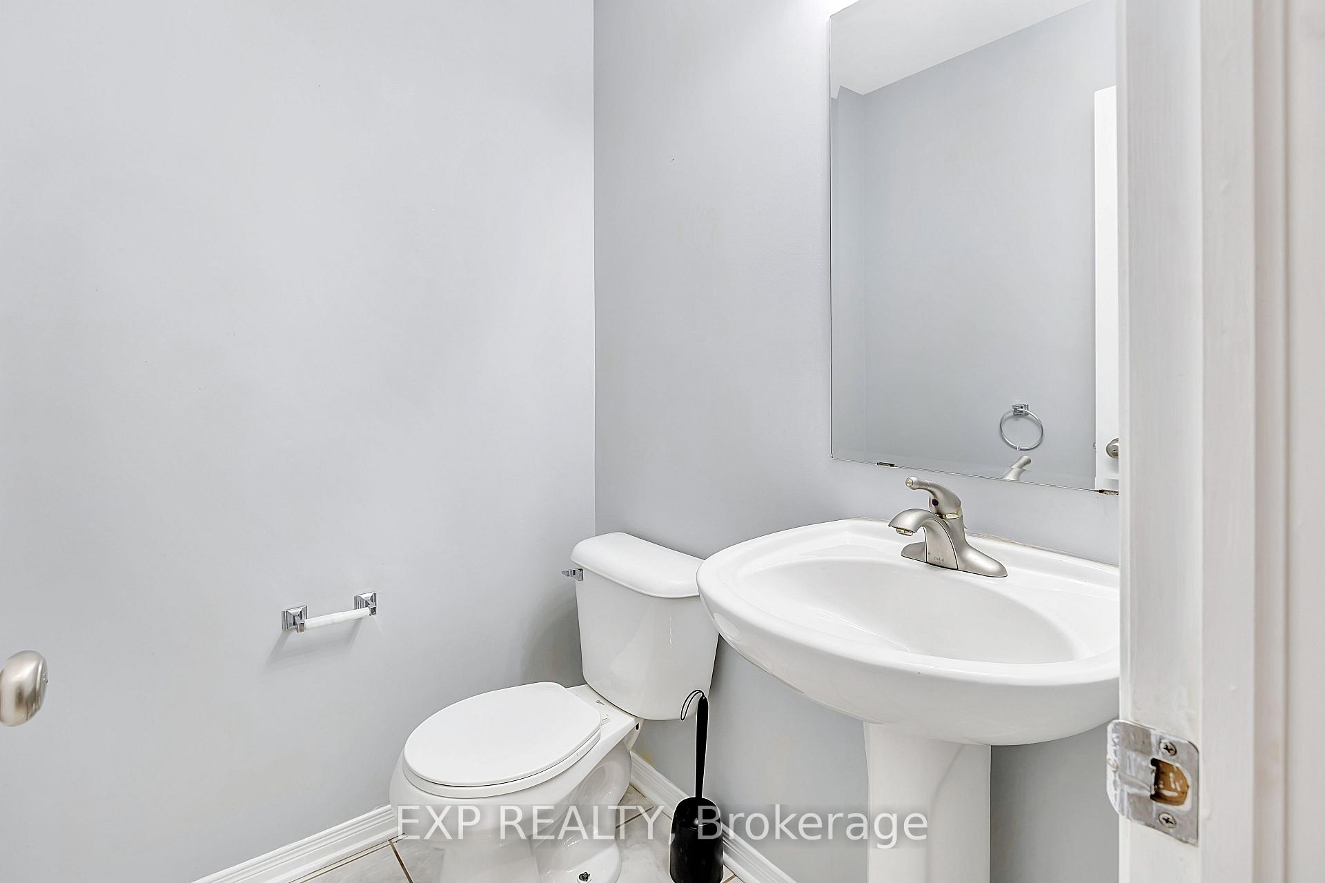 Photo 3 of 361 Bakewell Crescent, Ottawa, Barrhaven - Strandherd — HOMEH