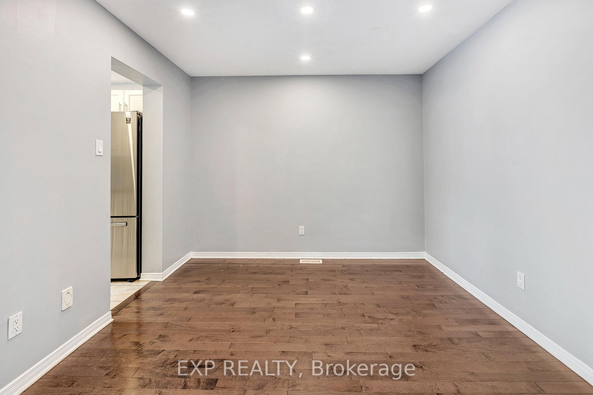 Photo 7 of 361 Bakewell Crescent, Ottawa, Barrhaven - Strandherd — HOMEH