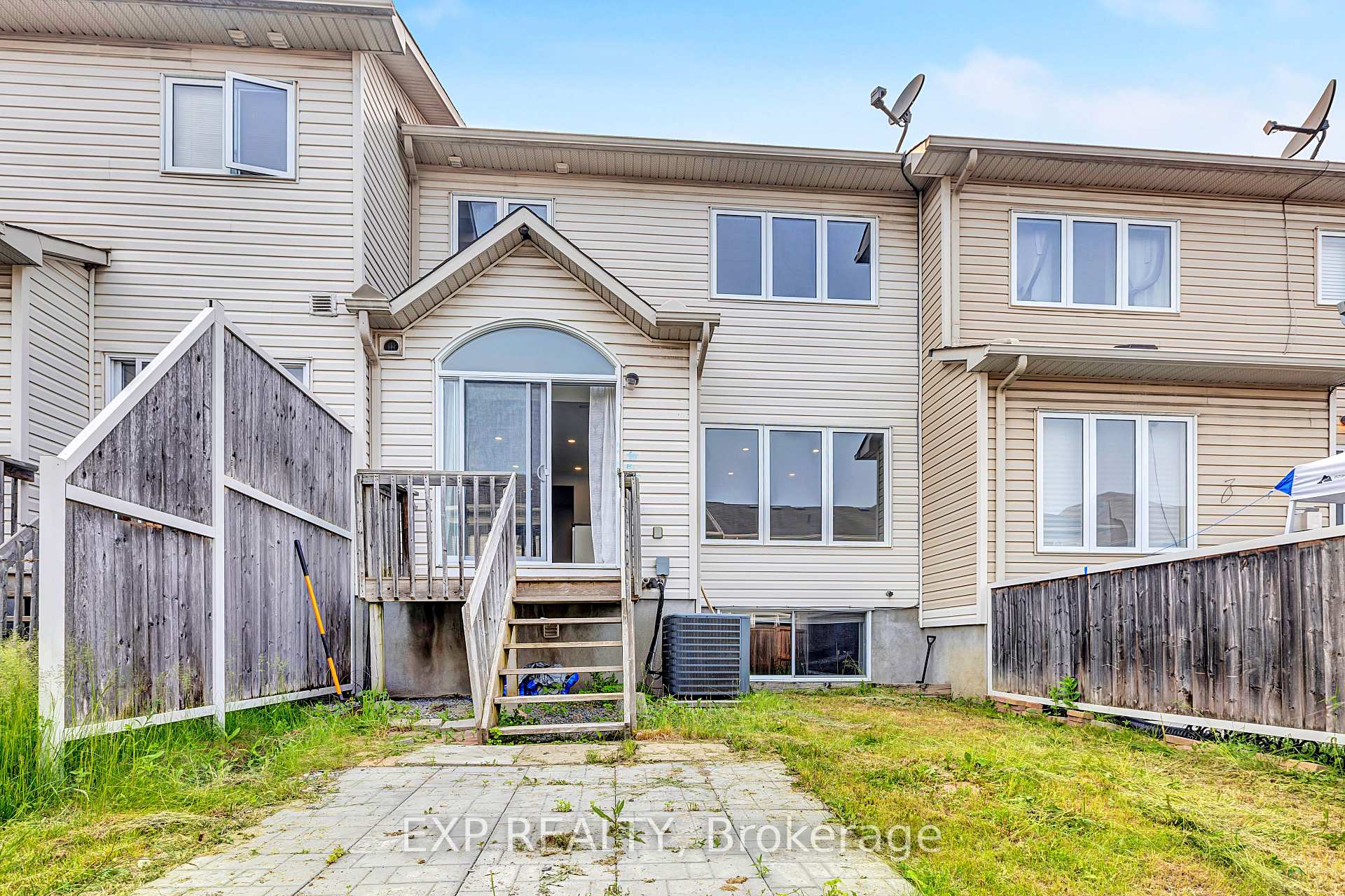 Photo 12 of 361 Bakewell Crescent, Ottawa, Barrhaven - Strandherd — HOMEH