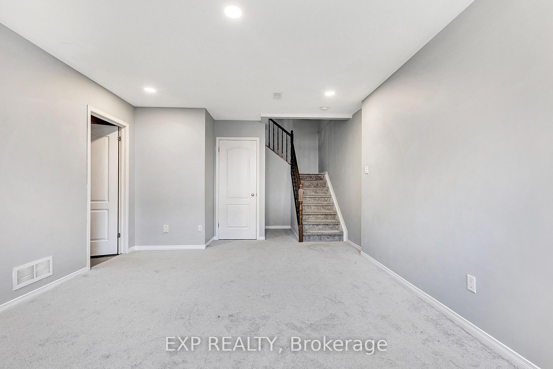 Photo 16 of 361 Bakewell Crescent, Ottawa, Barrhaven - Strandherd — HOMEH