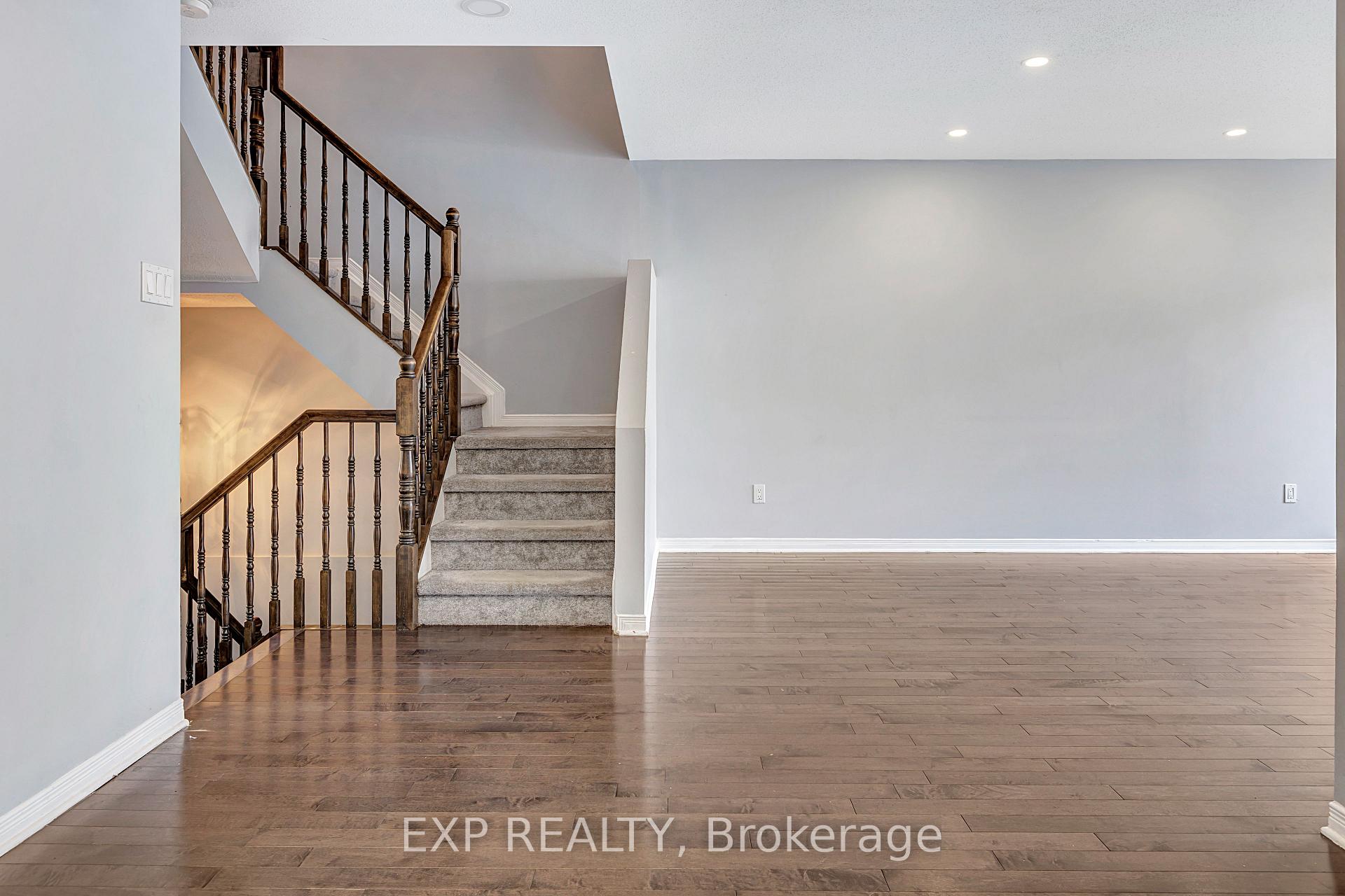 Photo 18 of 361 Bakewell Crescent, Ottawa, Barrhaven - Strandherd — HOMEH