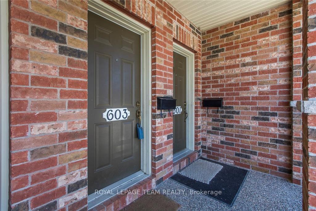 Photo 2 of 603 Reardon Private, Ottawa, Heron Gate/Industrial Park — HOMEH