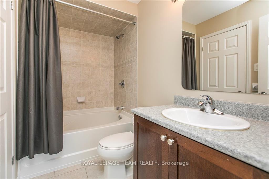 Photo 17 of 603 Reardon Private, Ottawa, Heron Gate/Industrial Park — HOMEH