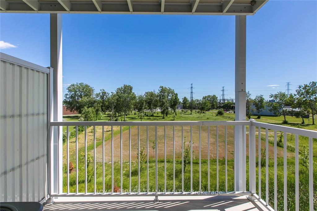 Photo 24 of 603 Reardon Private, Ottawa, Heron Gate/Industrial Park — HOMEH