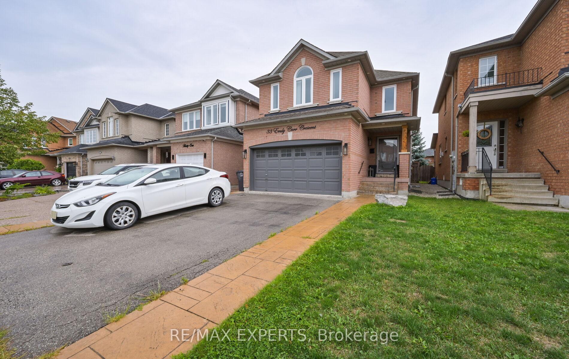 Photo 1 of Unit Main, 33 Emily Carr Crescent, Caledon, Bolton West — HOMEH