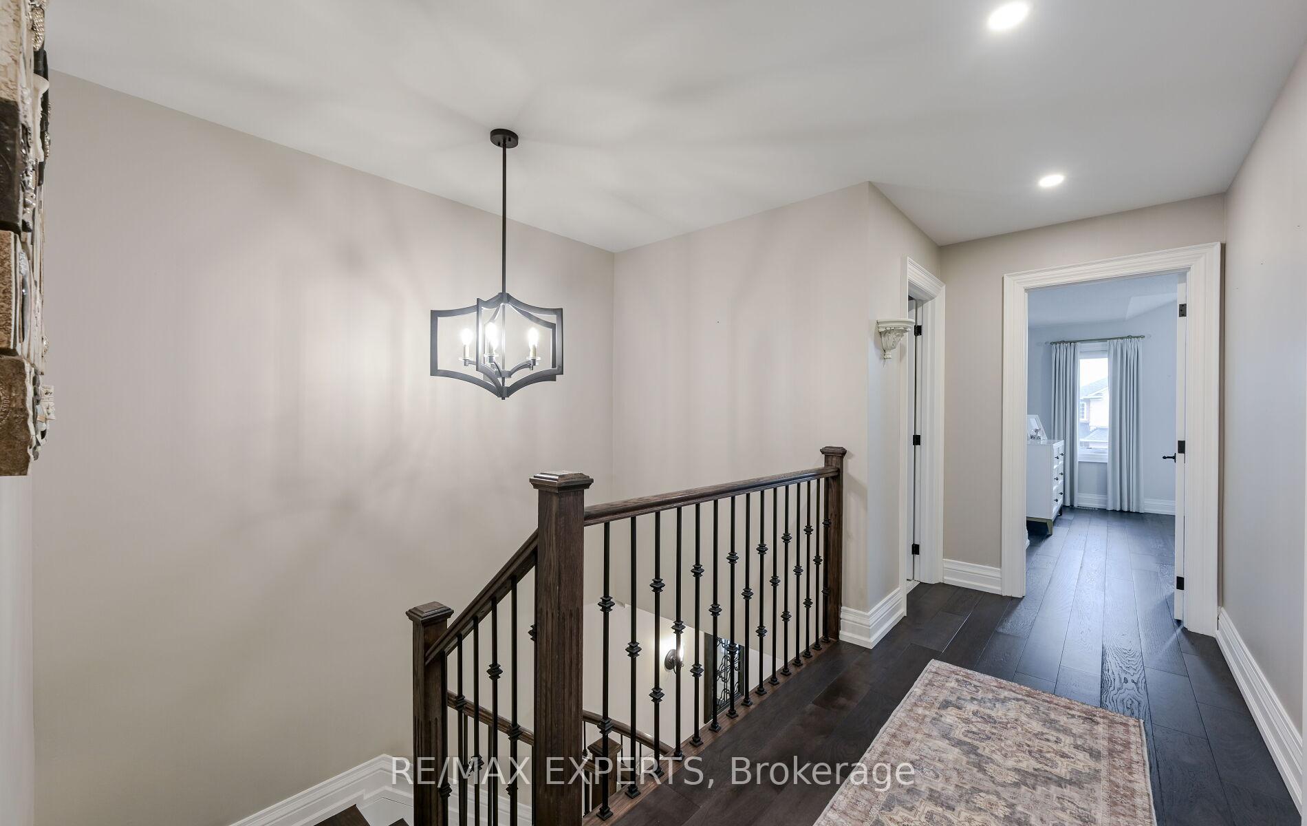 Photo 25 of Unit Main, 33 Emily Carr Crescent, Caledon, Bolton West — HOMEH