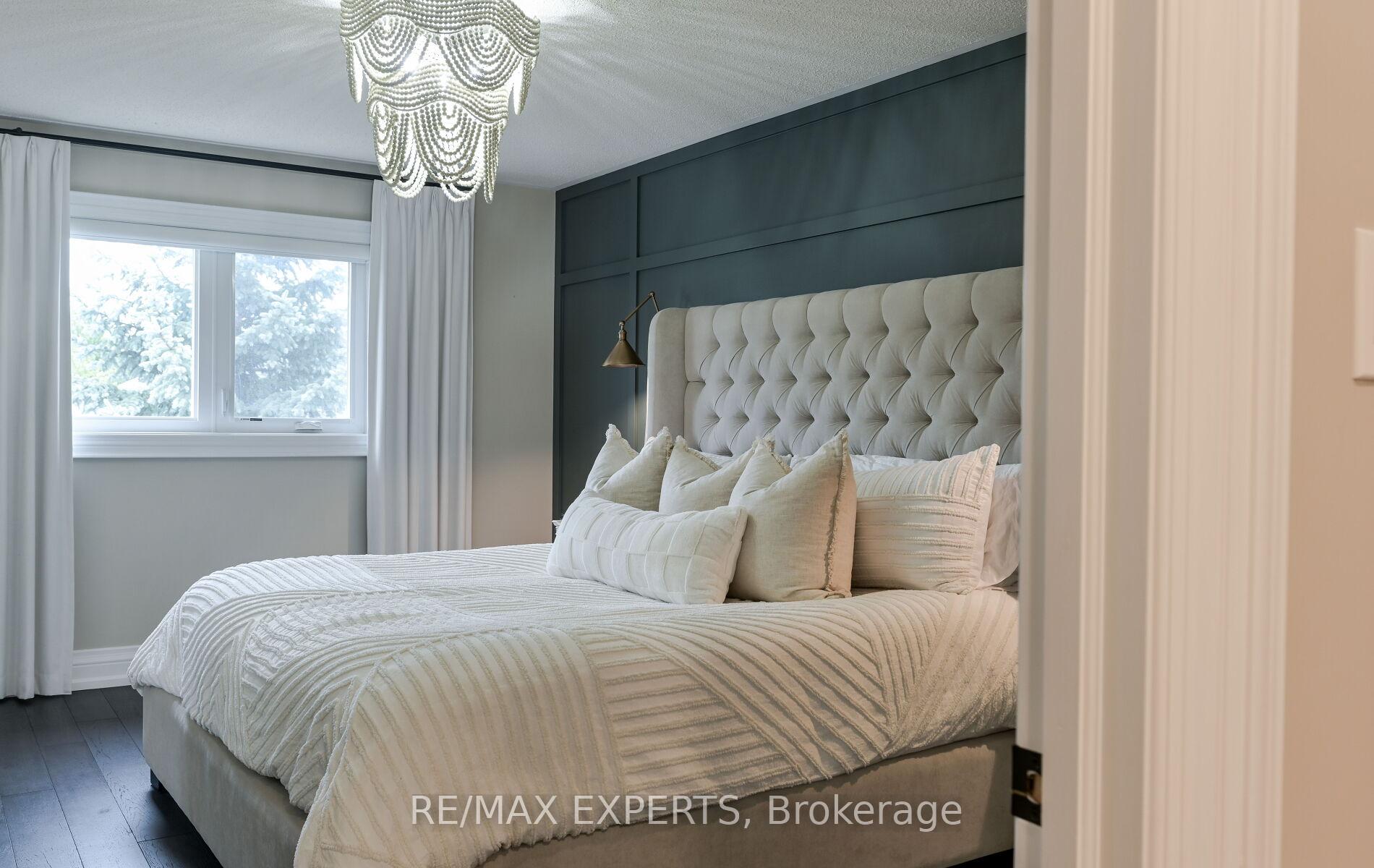 Photo 27 of Unit Main, 33 Emily Carr Crescent, Caledon, Bolton West — HOMEH