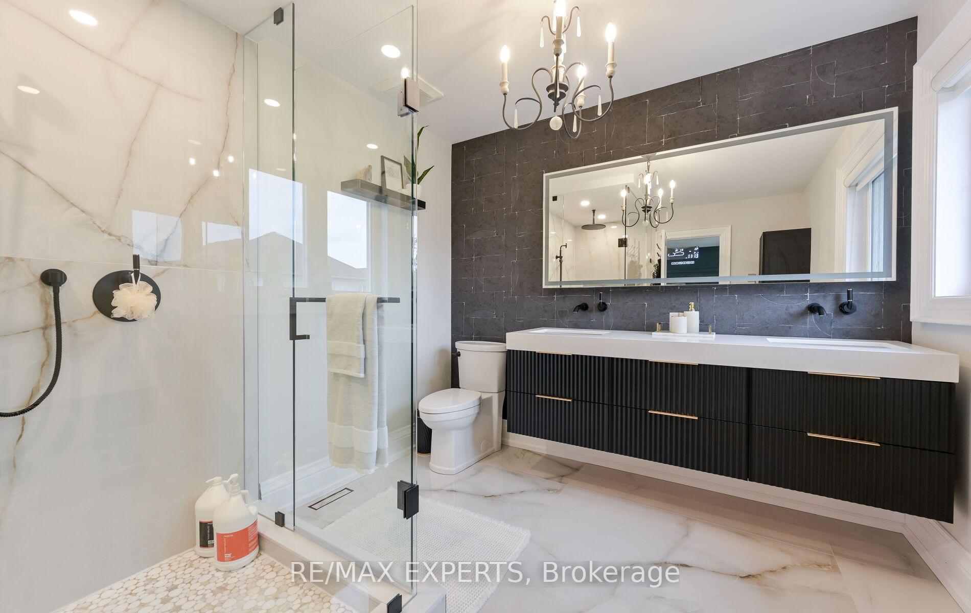 Photo 37 of Unit Main, 33 Emily Carr Crescent, Caledon, Bolton West — HOMEH