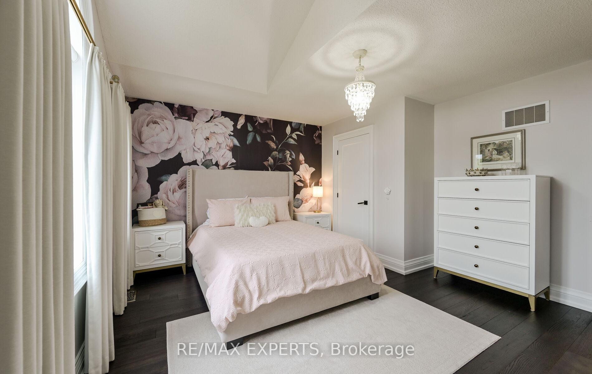Photo 45 of Unit Main, 33 Emily Carr Crescent, Caledon, Bolton West — HOMEH