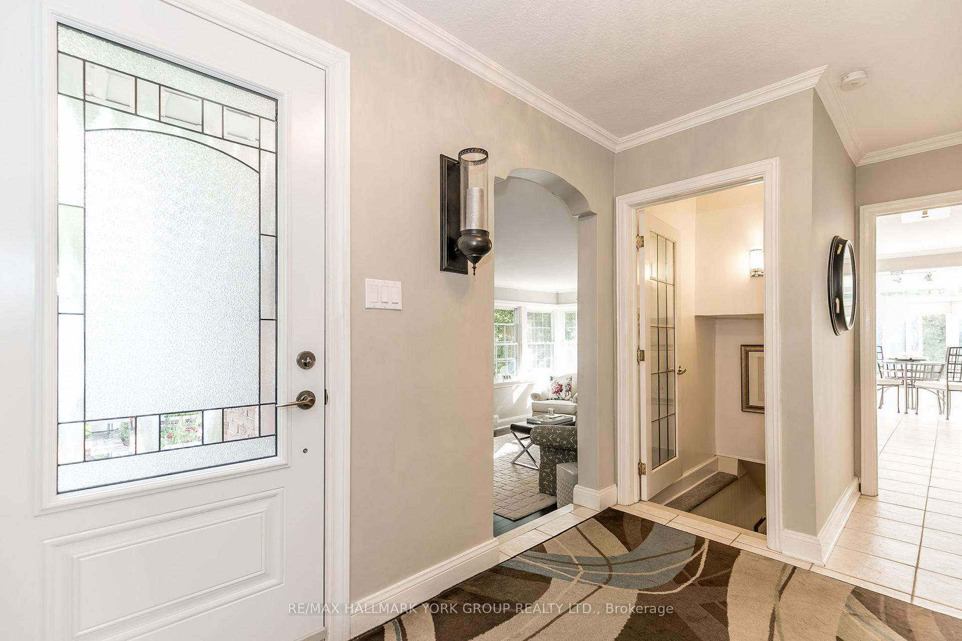 Photo 8 of 133 Gurnett Street, Aurora, Aurora Village — HOMEH